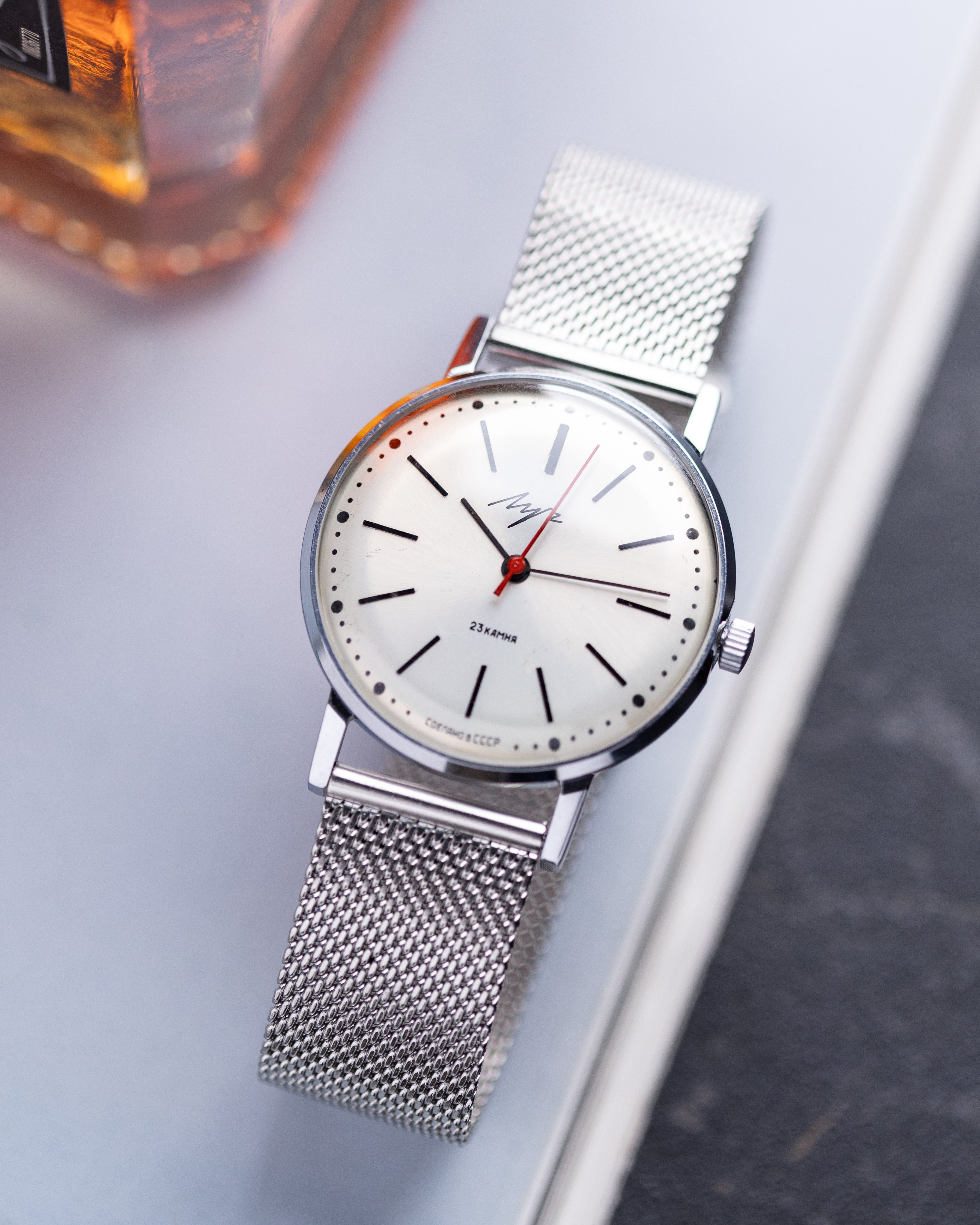 Vintage Soviet Minimalist Luch watch from 1980's - DuMarko