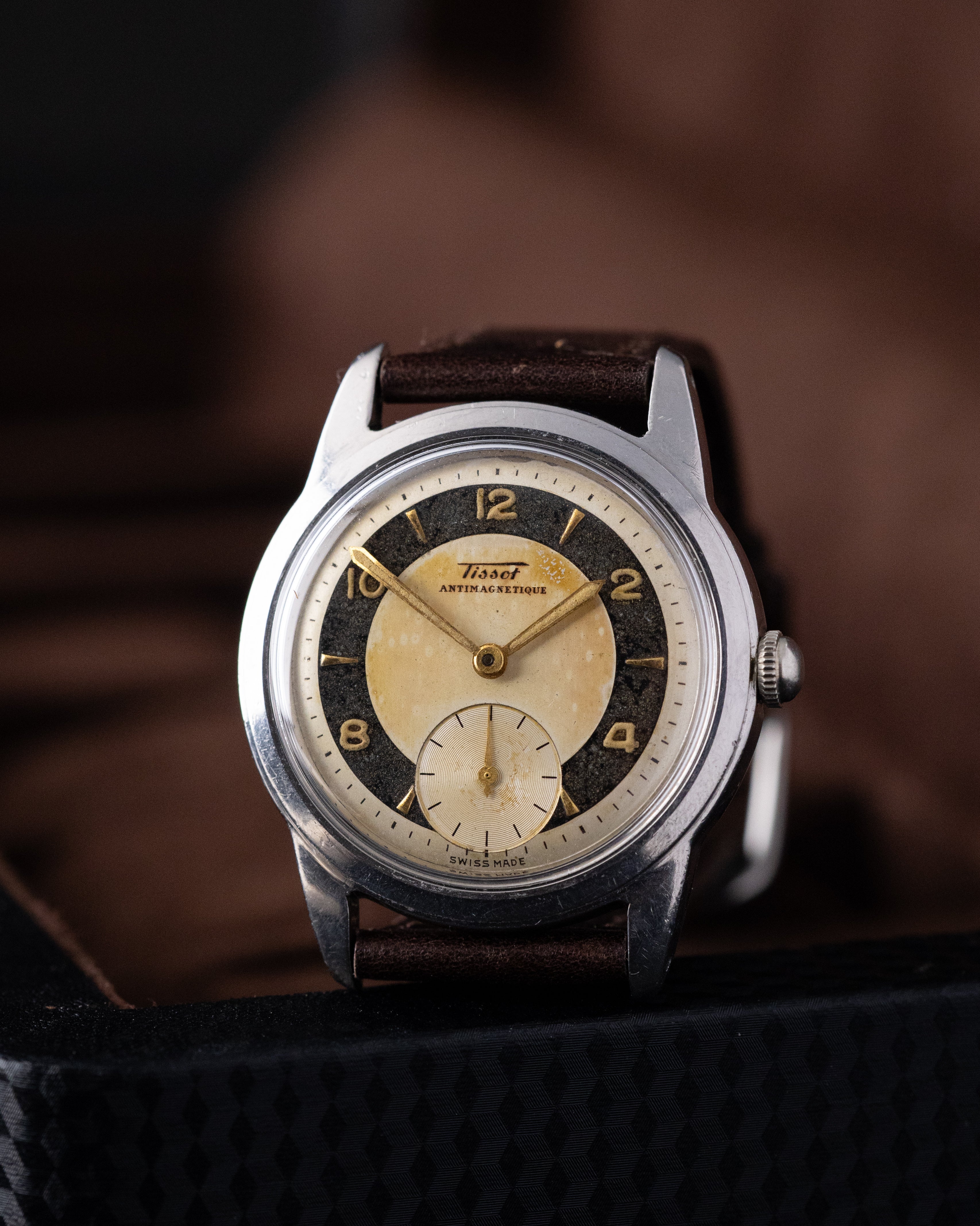 Vintage Tissot Bullseye, Swiss Mechanical Watch, Two - tone dial, Cal. 27 from 1940s - DuMarko