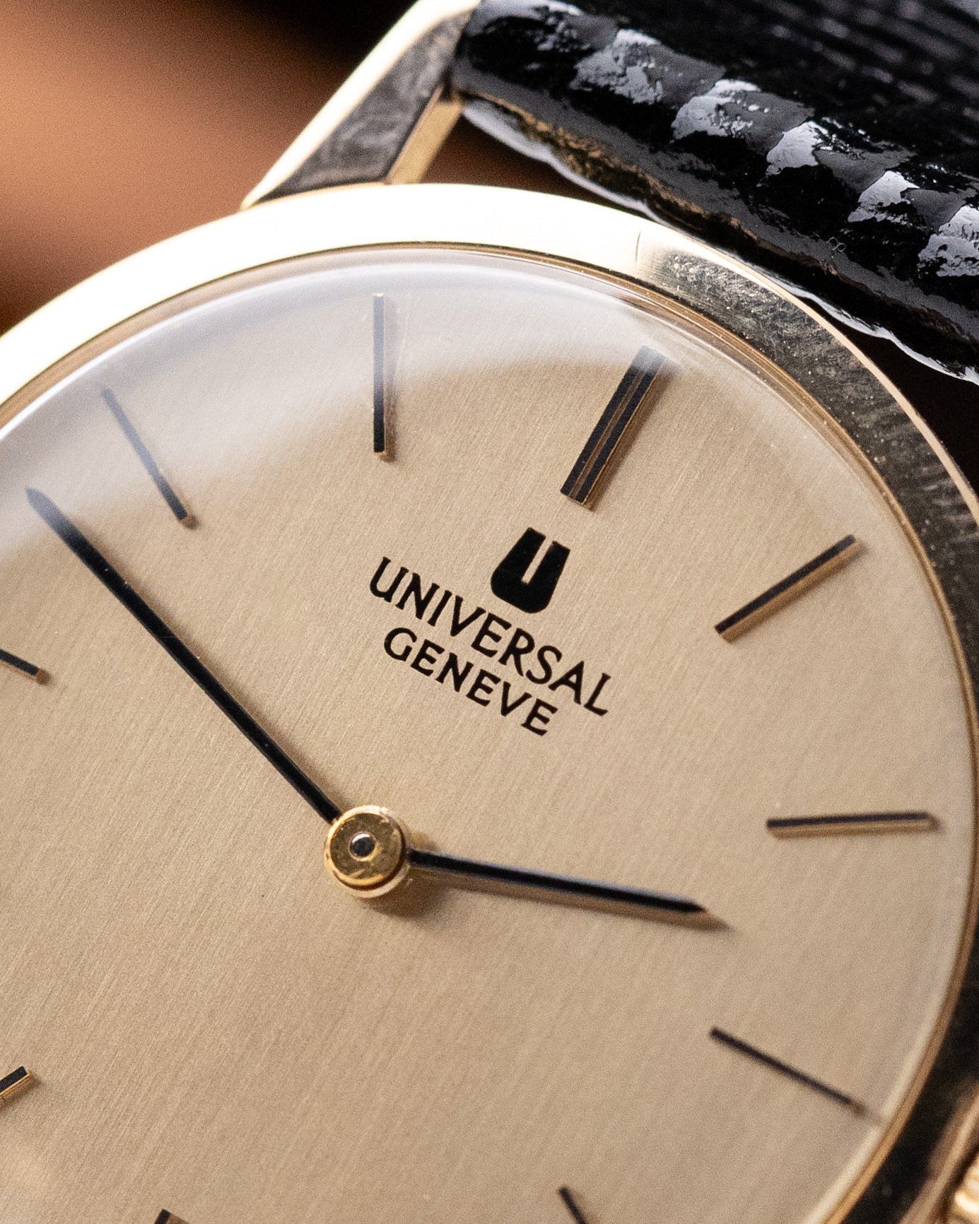 Vintage Universal Genève, Coin - edge case, Ref. 542101, Cal. 1 - 42 from 1970's - DuMarko