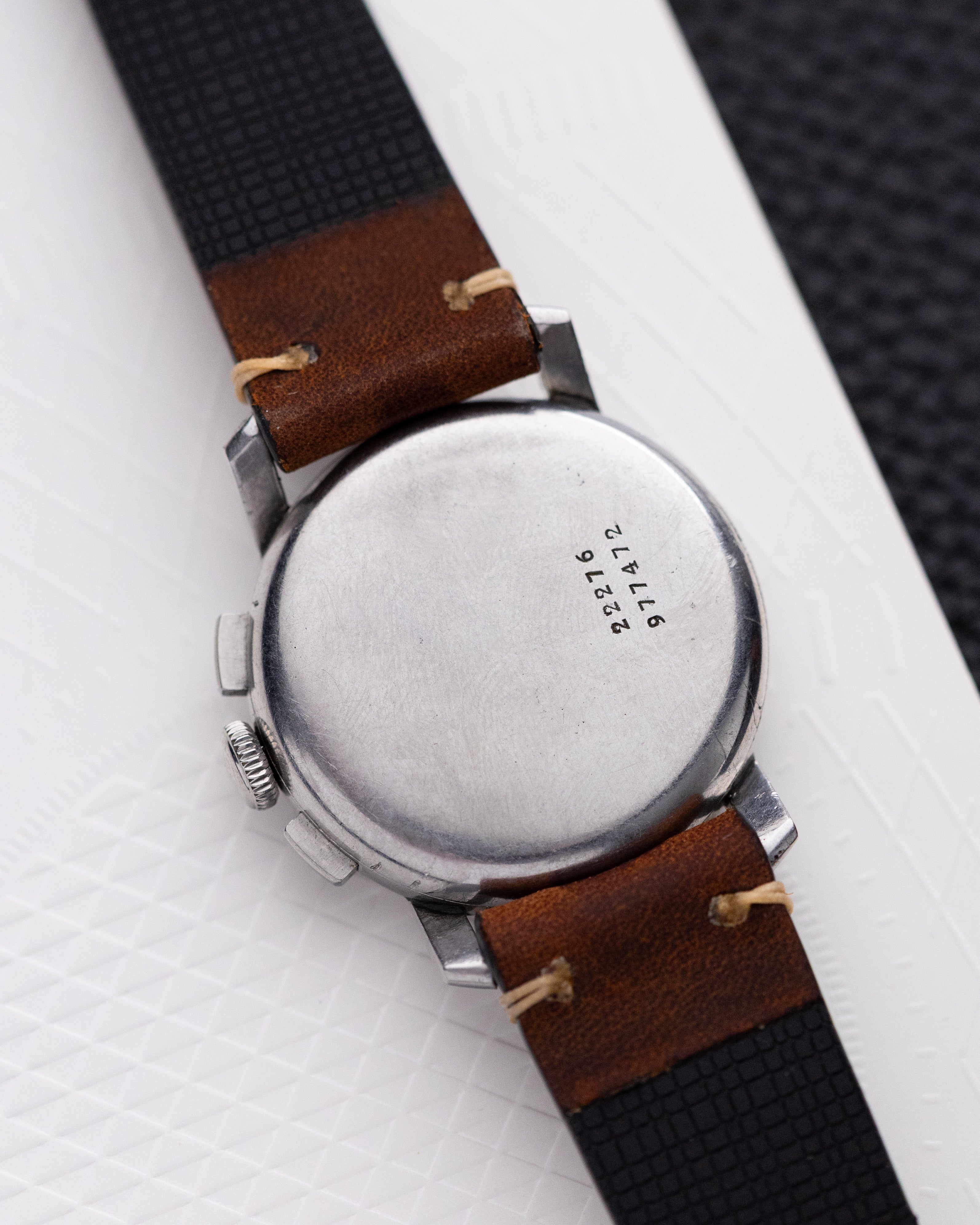 Vintage Universal Genève Compax, Chronograph, Triple Calendar, Cal. 283 from 1940's - DuMarko