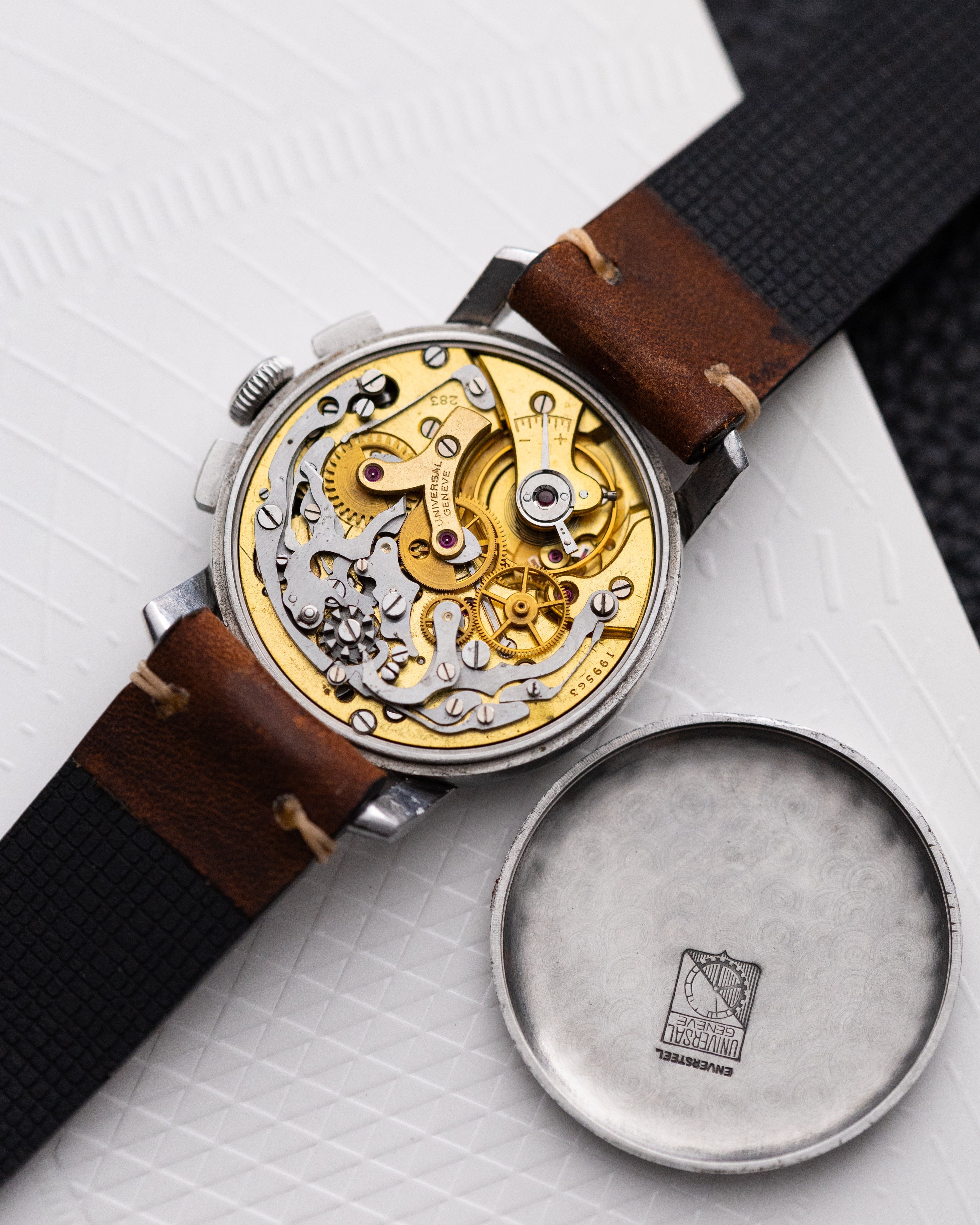 Vintage Universal Genève Compax, Chronograph, Triple Calendar, Cal. 283 from 1940's - DuMarko