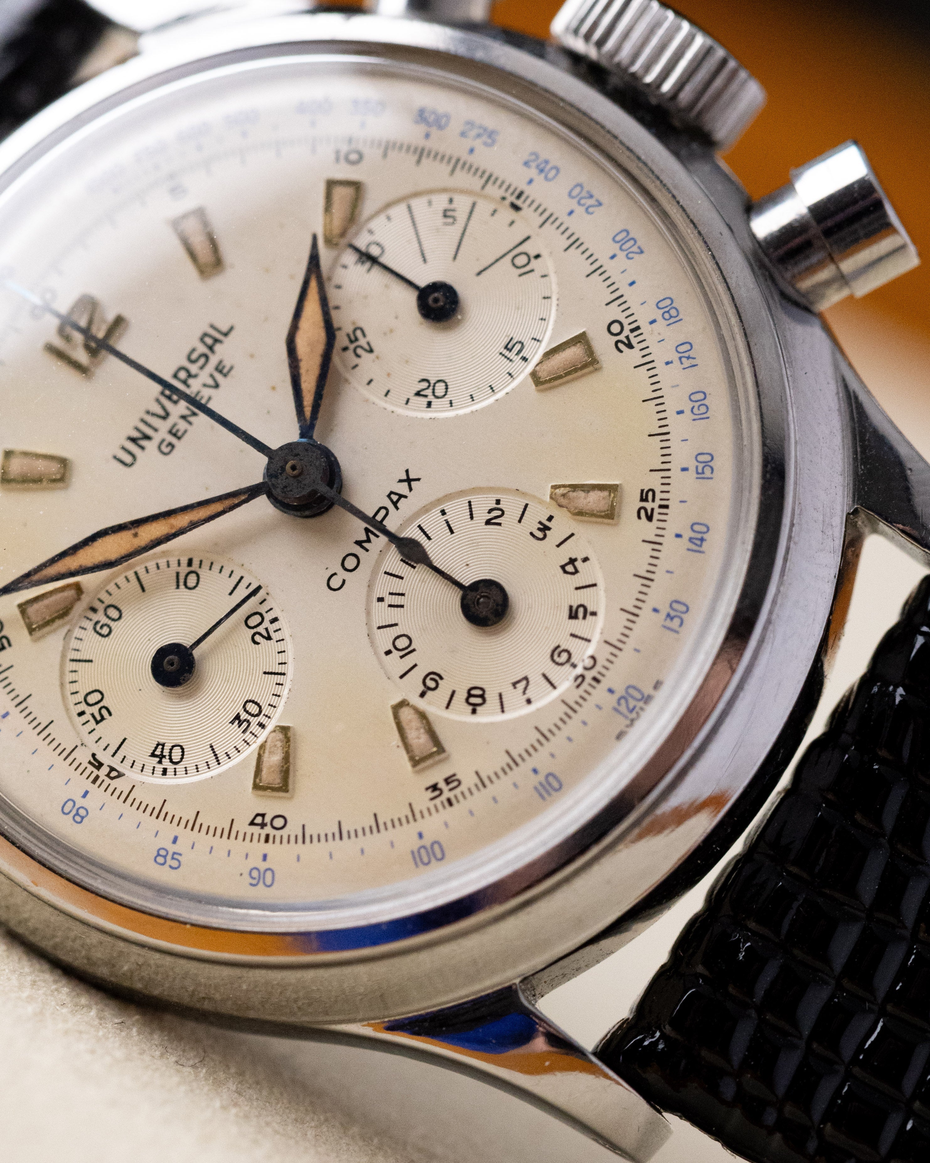 Vintage Universal Genève Compax Ref. 22278, Chronograph Cal. 281, Original Radium Dial from 1940's - DuMarko