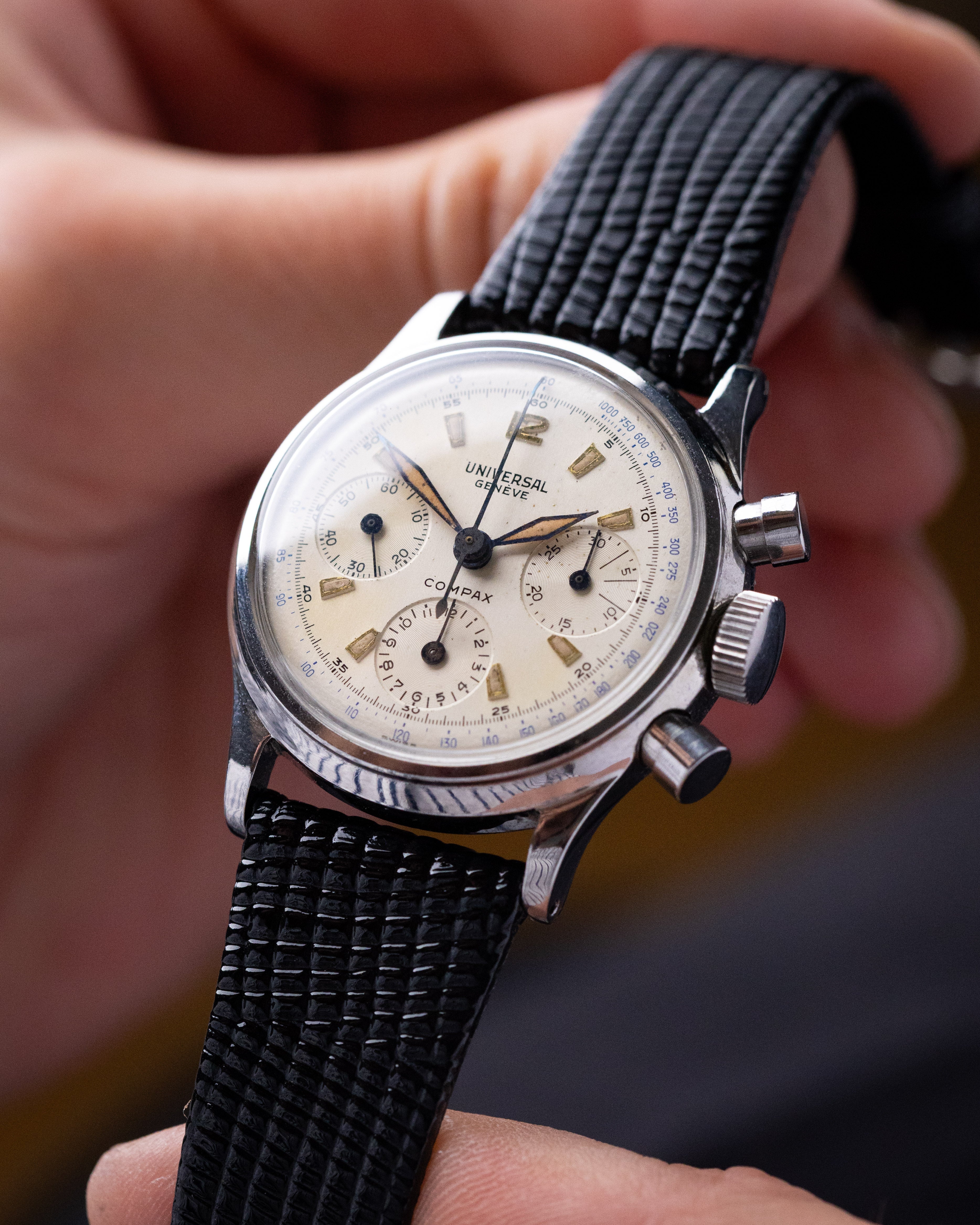 Vintage Universal Genève Compax Ref. 22278, Chronograph Cal. 281, Original Radium Dial from 1940's - DuMarko