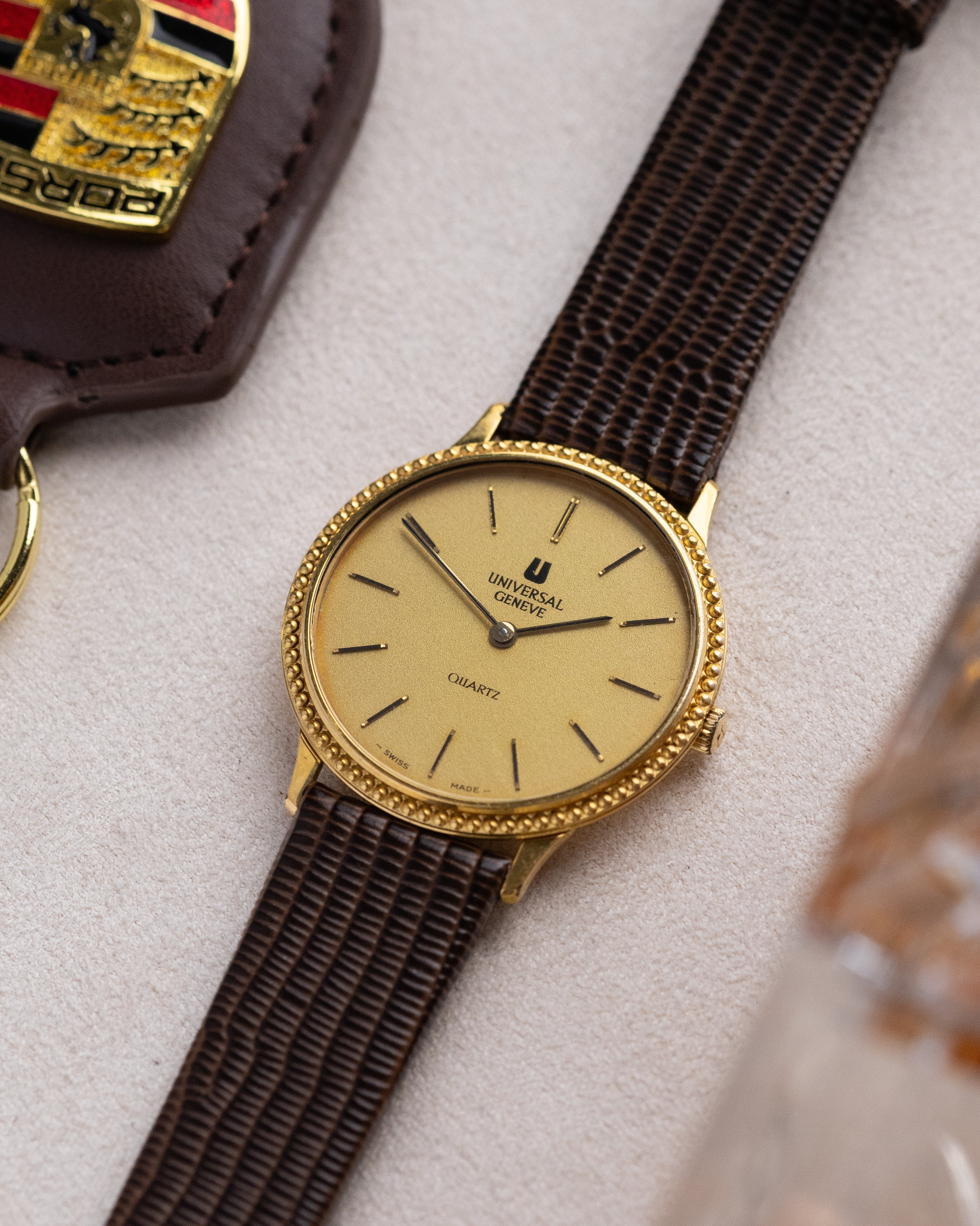 Vintage Universal Genève Dress Watch, Quartz, Extra Slim Gold - plated Case from 1980's - DuMarko