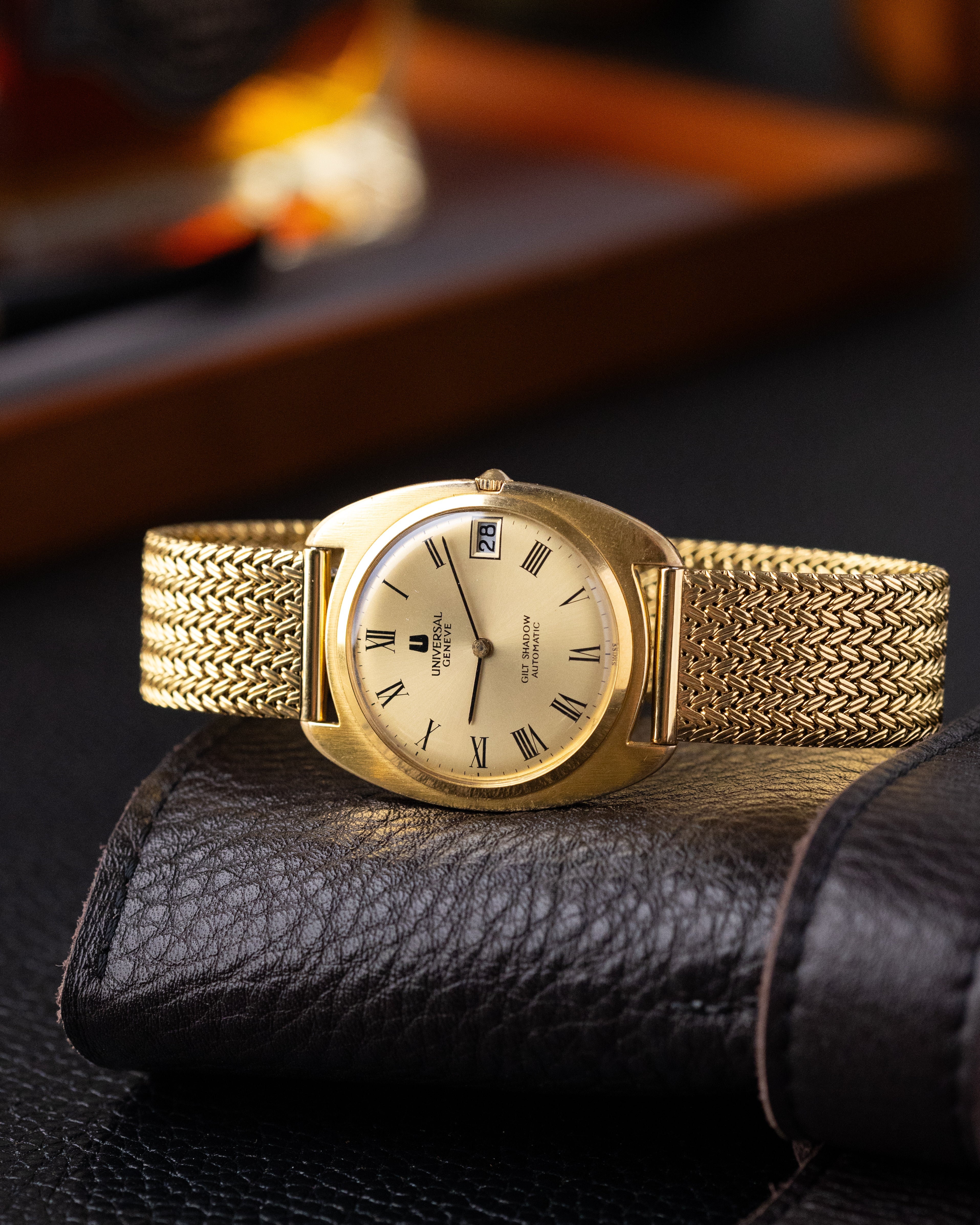 Vintage Universal Genève Gilt Shadow Automatic, Ultra - Slim Swiss Made Watch from 1970's - DuMarko