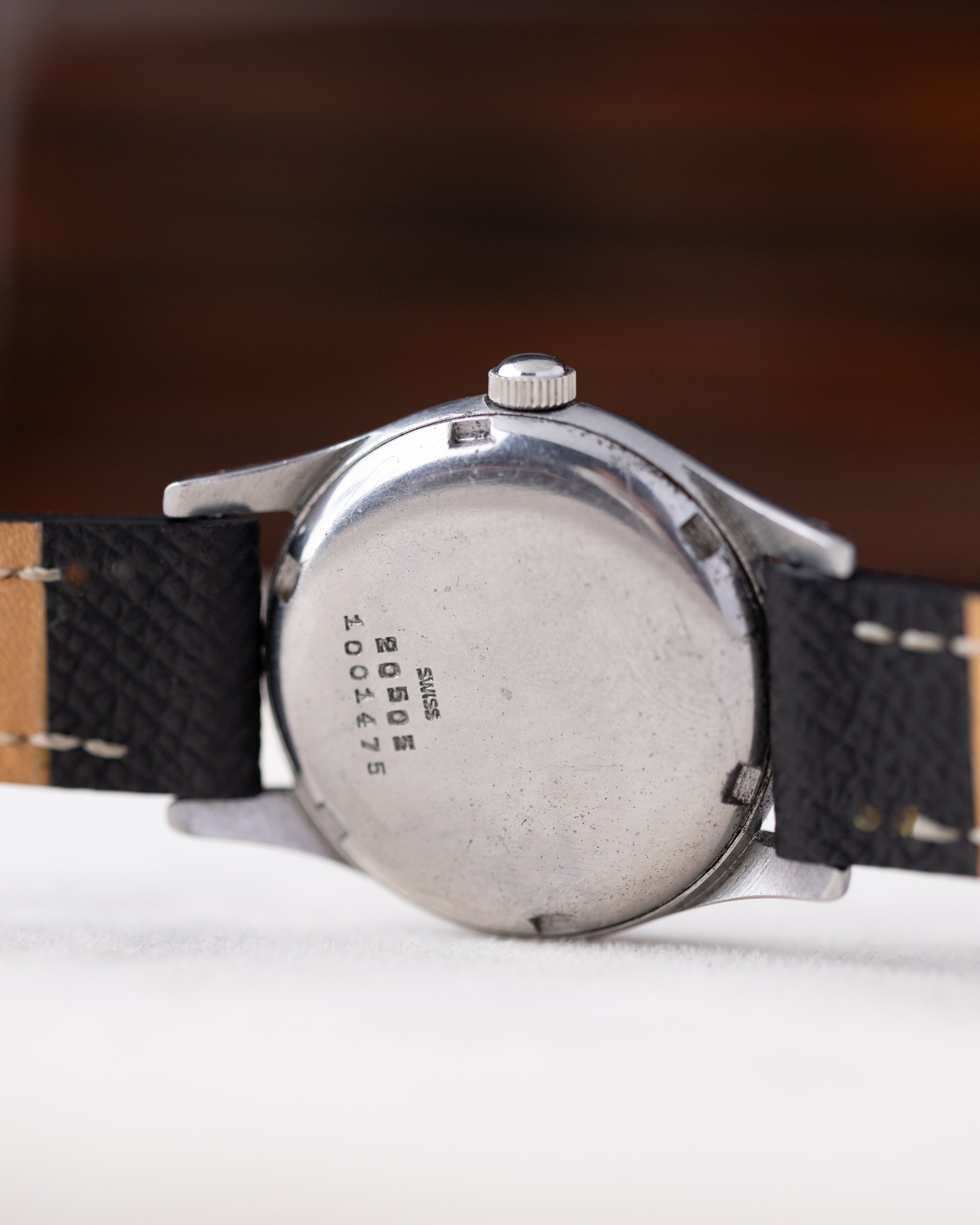 Vintage Universal Genève, Ref. 20505, radium Dial WWII Era Military Watch Cal. 262 from 1945 - DuMarko