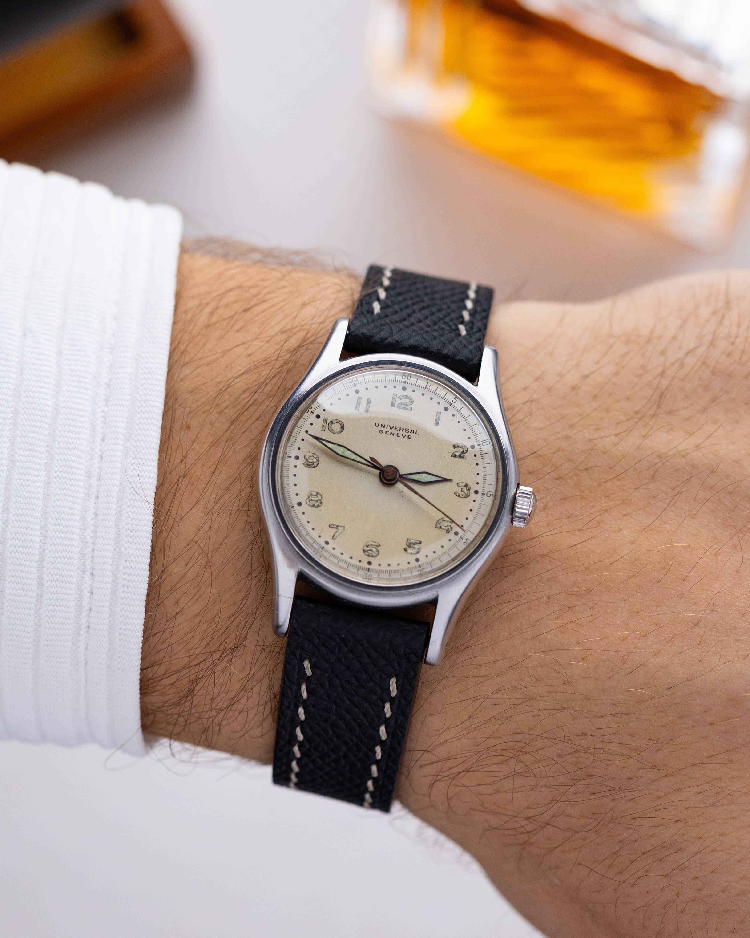 Vintage Universal Genève, Ref. 20505, radium Dial WWII Era Military Watch Cal. 262 from 1945 - DuMarko