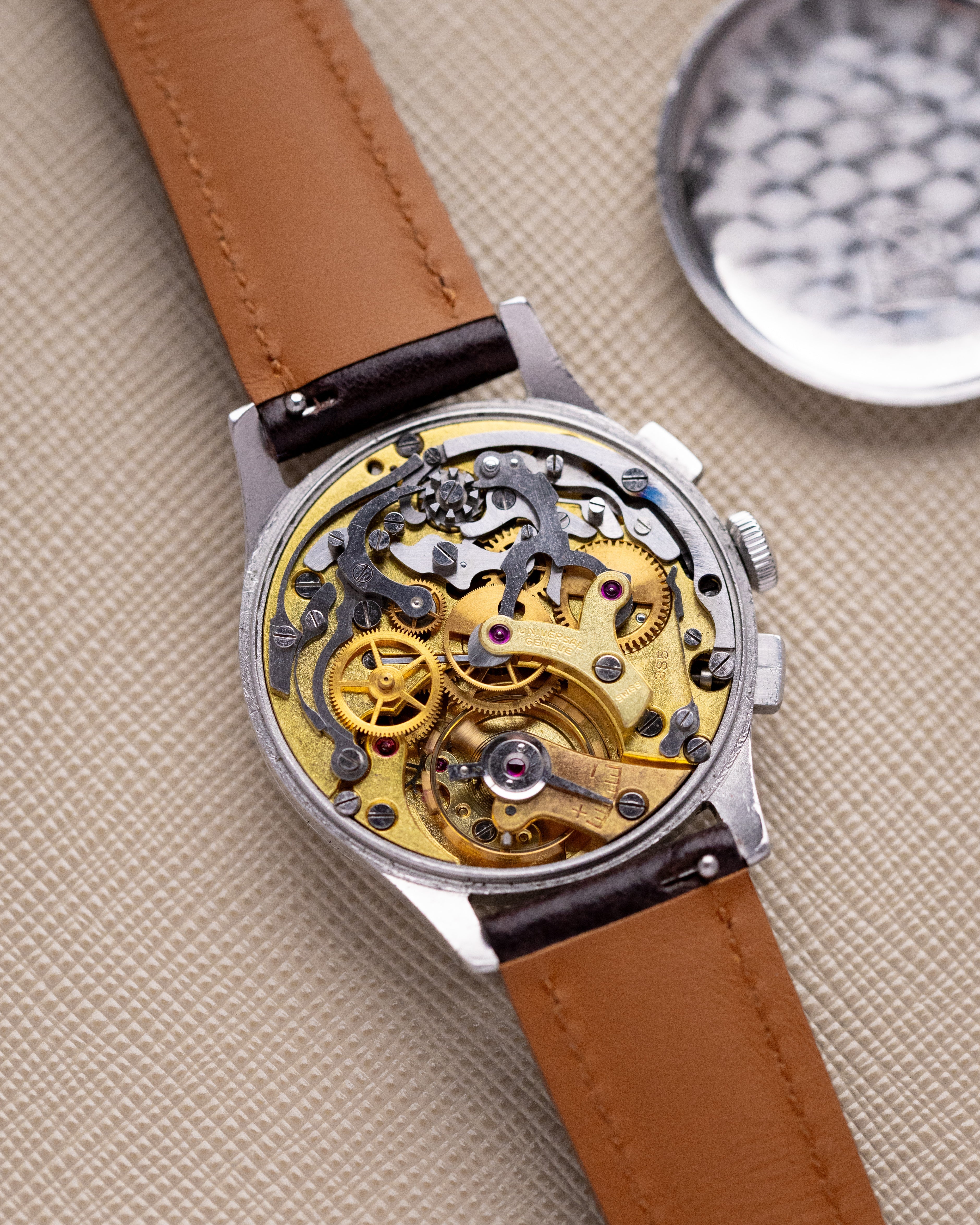 Vintage Universal Genève Uni - Compax Chronograph, Ref. 224100, Radium Dial, Cal. 285 from 1940's - DuMarko