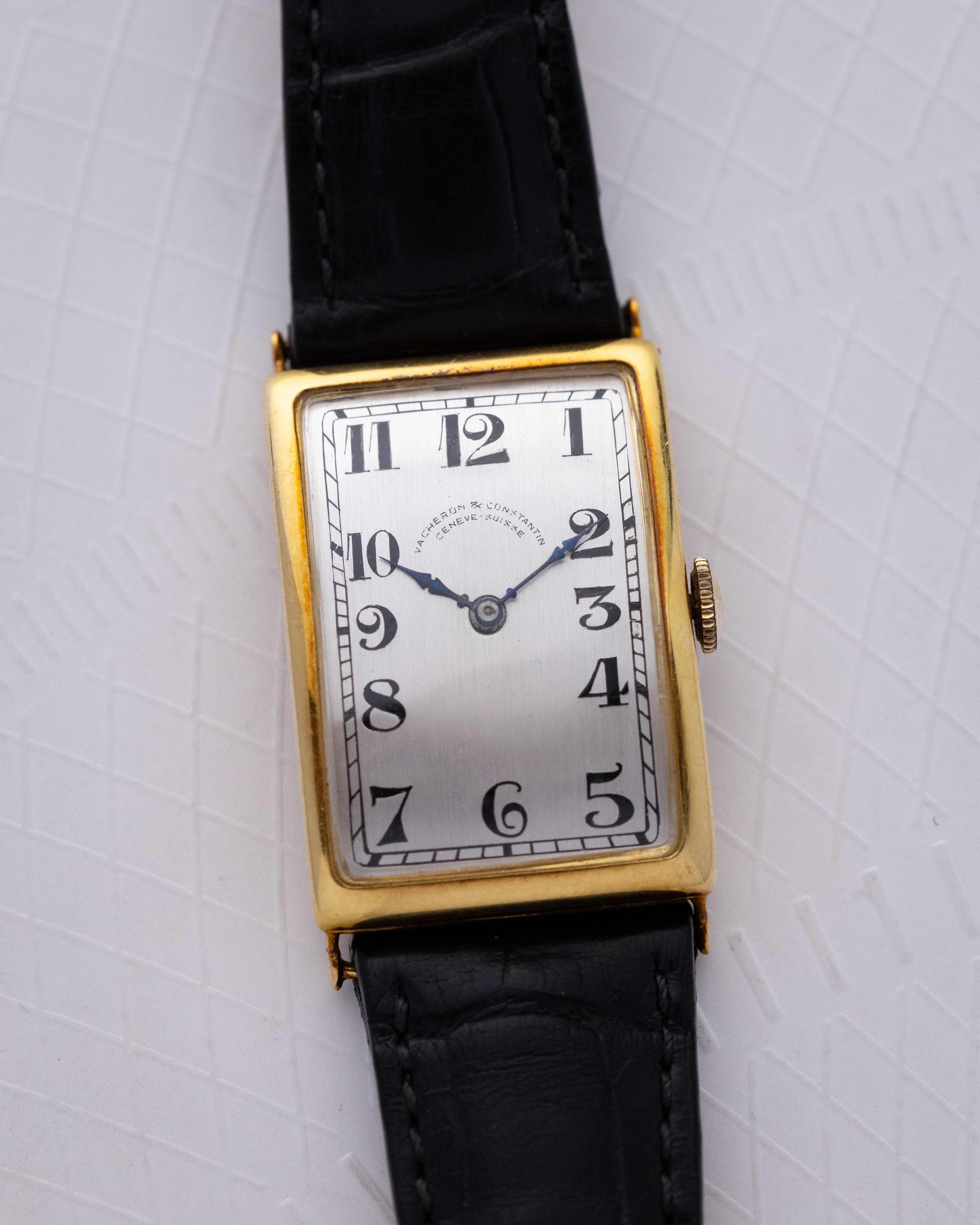 Vintage Vacheron Constantin Tonneau 18K Gold Case, Art Deco Tank, Swiss Watch from 1925 - DuMarko