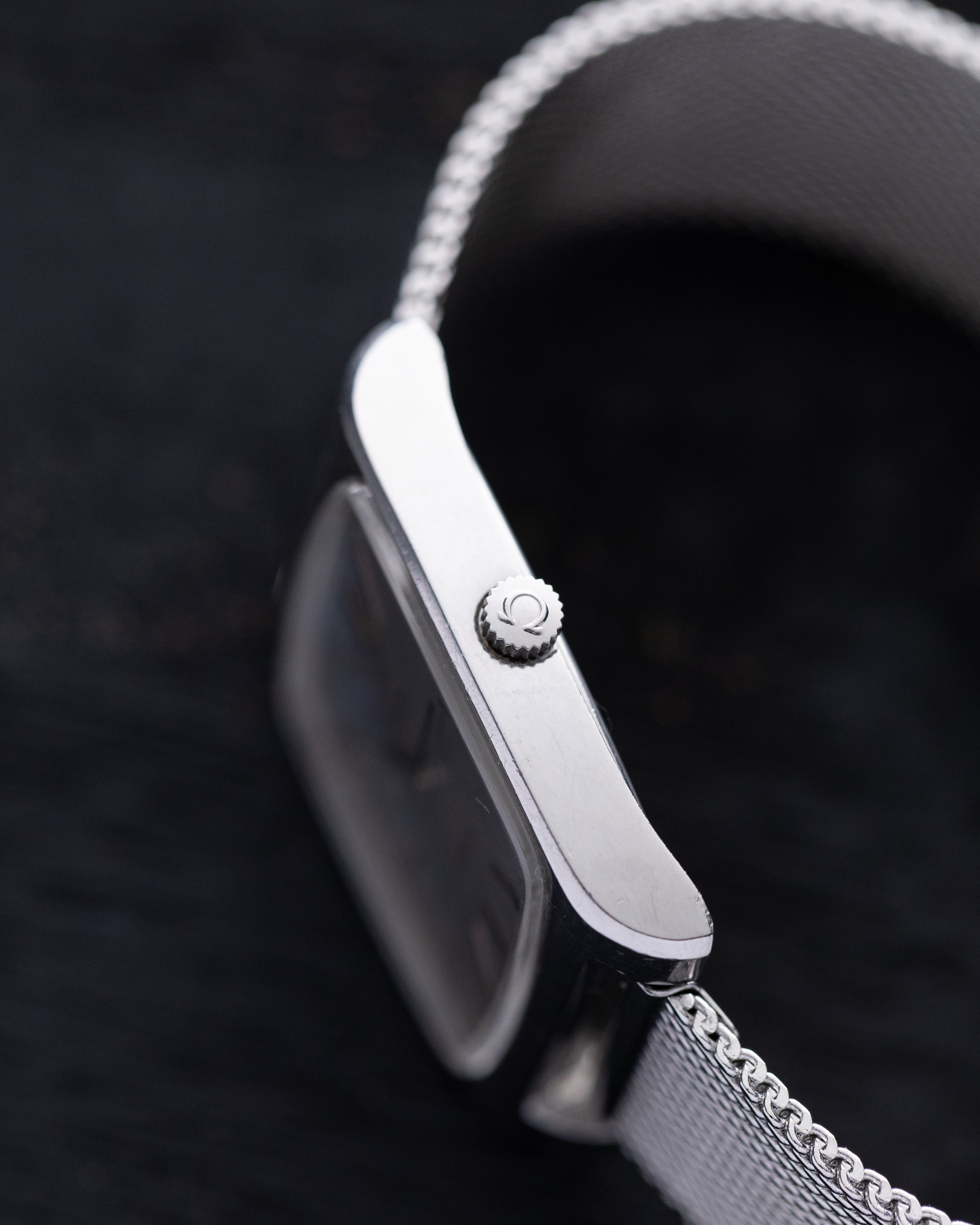 Vintage watch Omega Genève "TV" Oversize Case, Cal. 620, Vintage Swiss watch - DuMarko