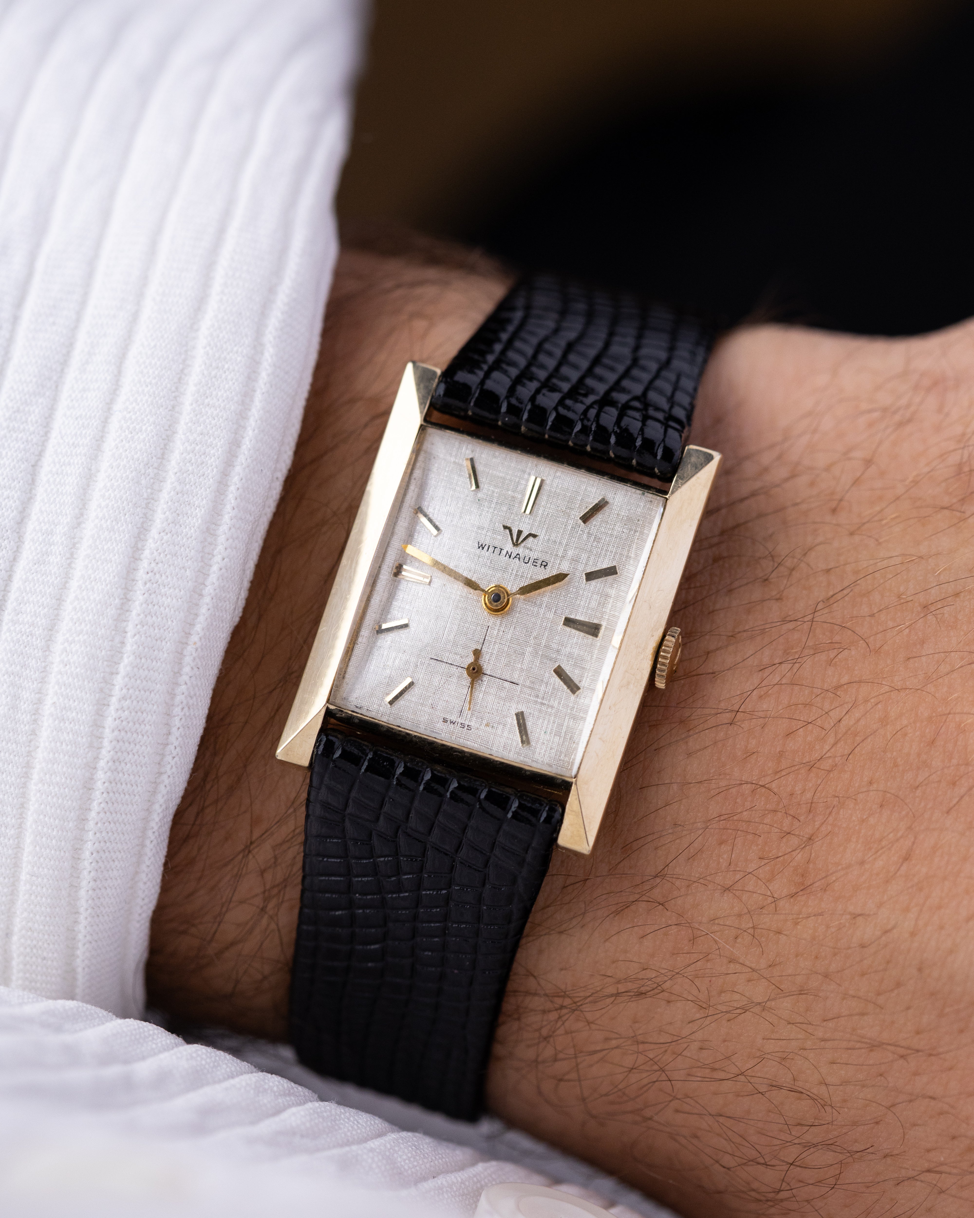 Vintage Wittnauer Art Deco Tank, Ref. 2360 - 9WN, Linen Dial, Cal. 9E, Manual Wind - DuMarko