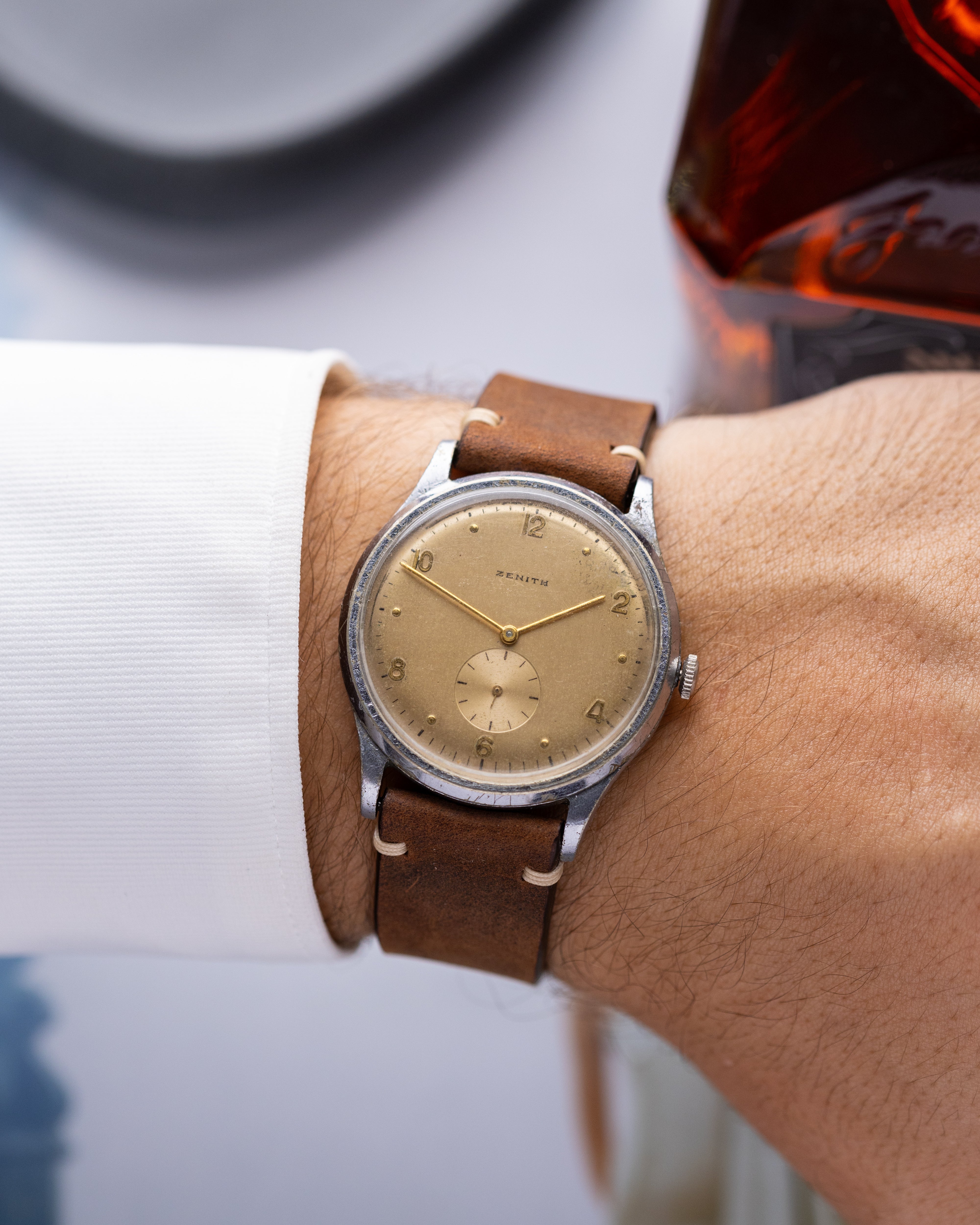 Vintage Zenith Swiss Watch, Patina dial, Oversized case 38 mm - DuMarko