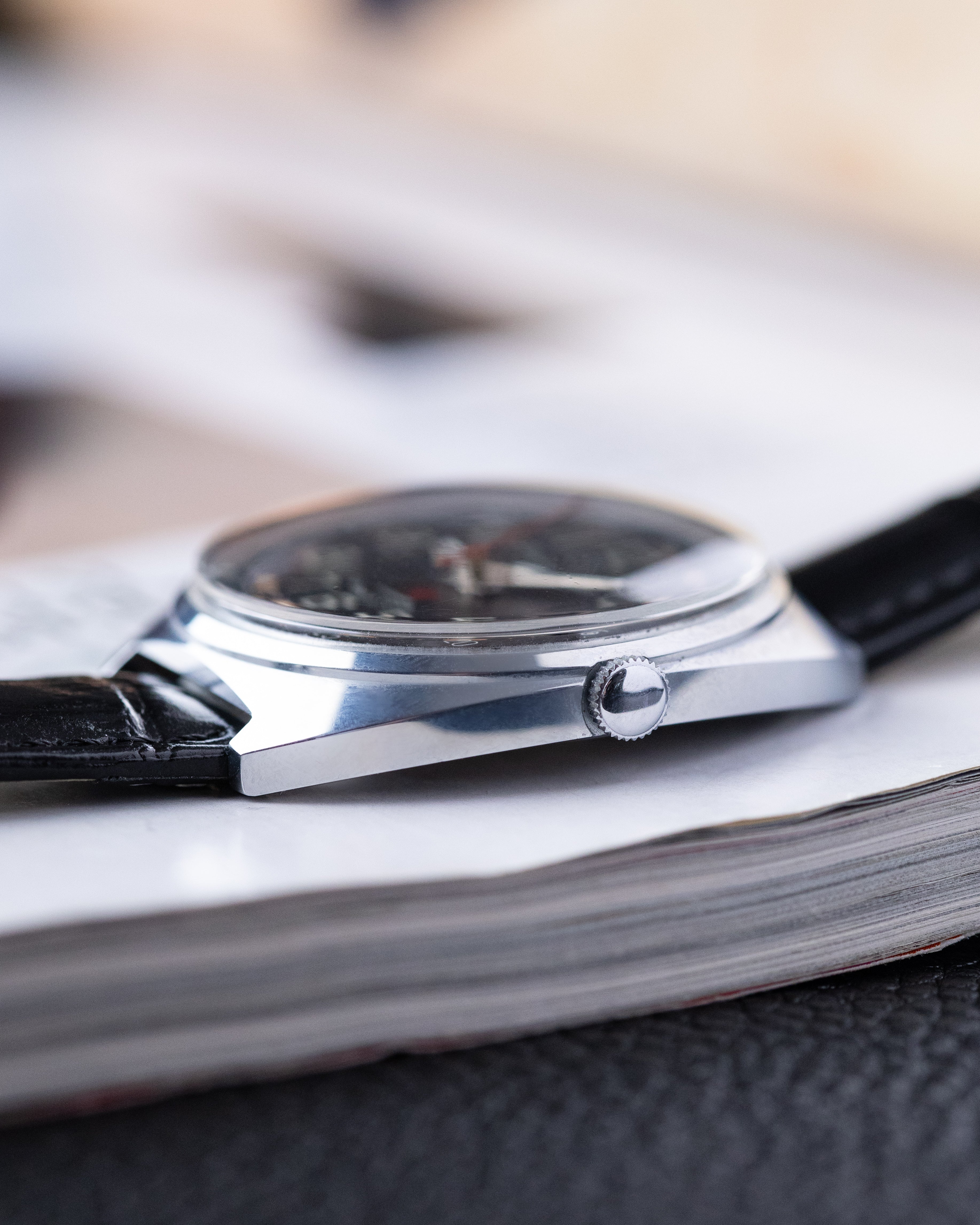 Vostok Komandirskie NOS Military watch, Black Dial, Red star, Cal. 2214, Made in USSR - DuMarko