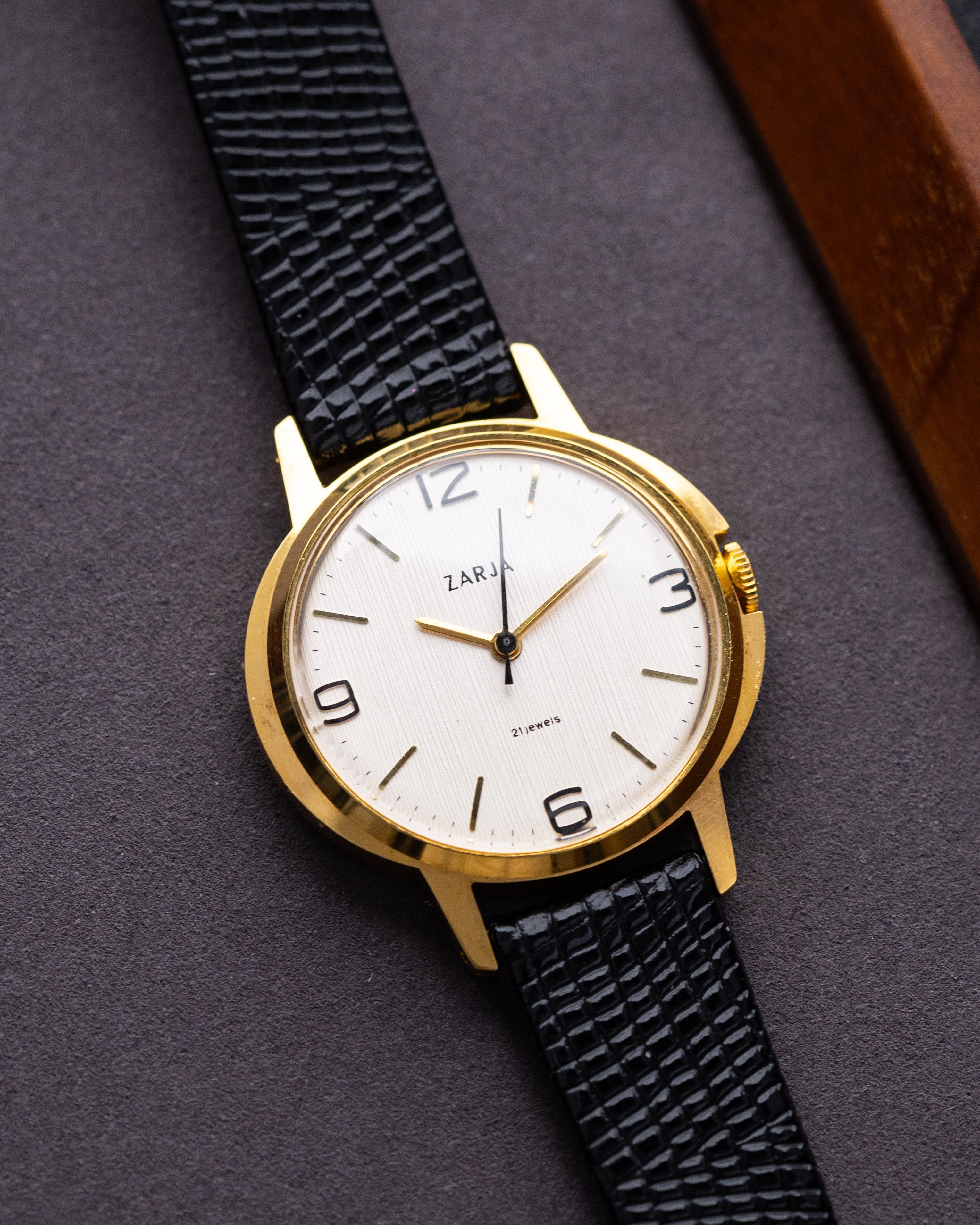 Zaria Vintage Soviet Dress NOS Watch, Linen Dial from 1970’s - DuMarko