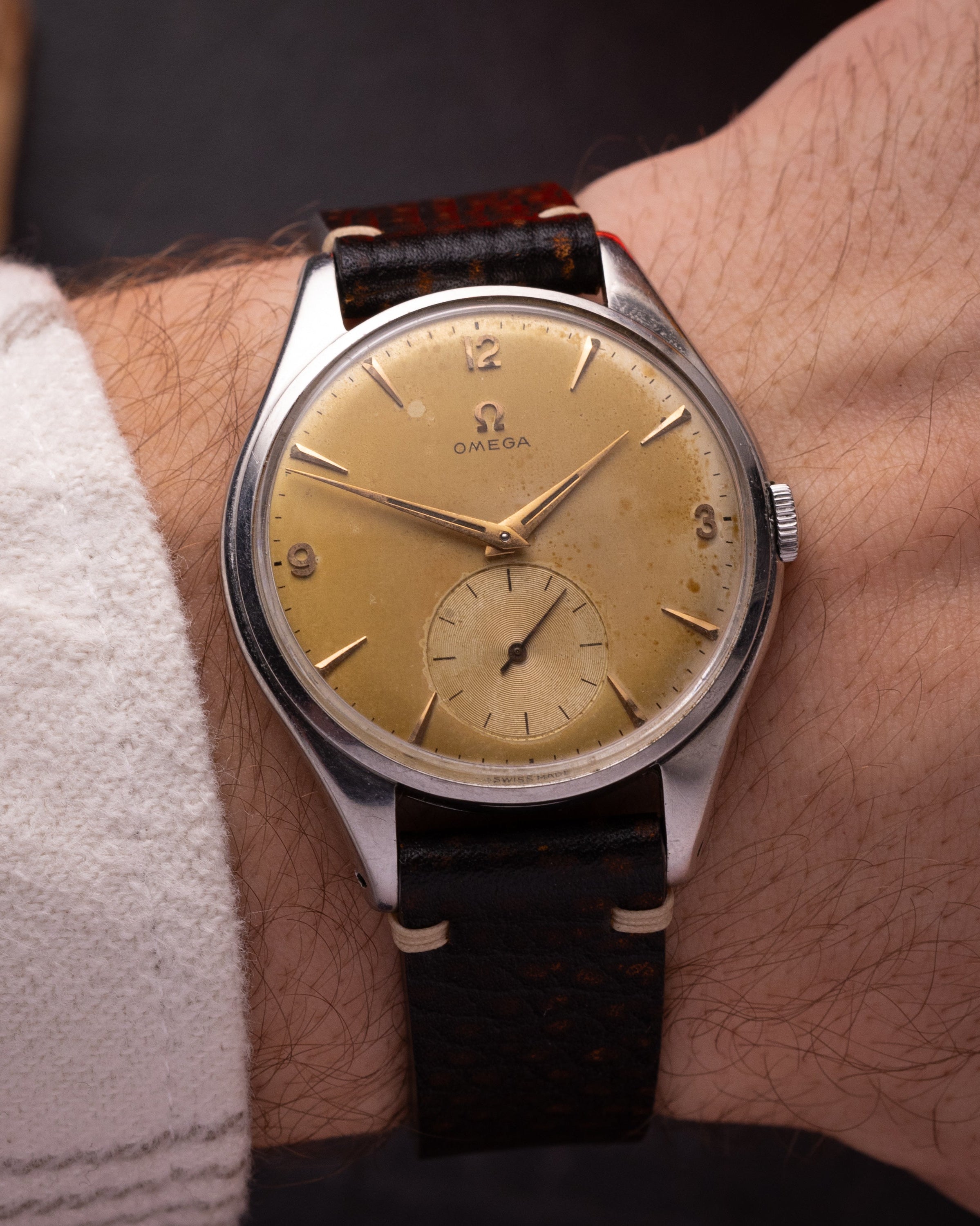 Luxe Omega Jumbo Watch from 1950's - Rare Swiss Watch for Collection - VintageDuMarko