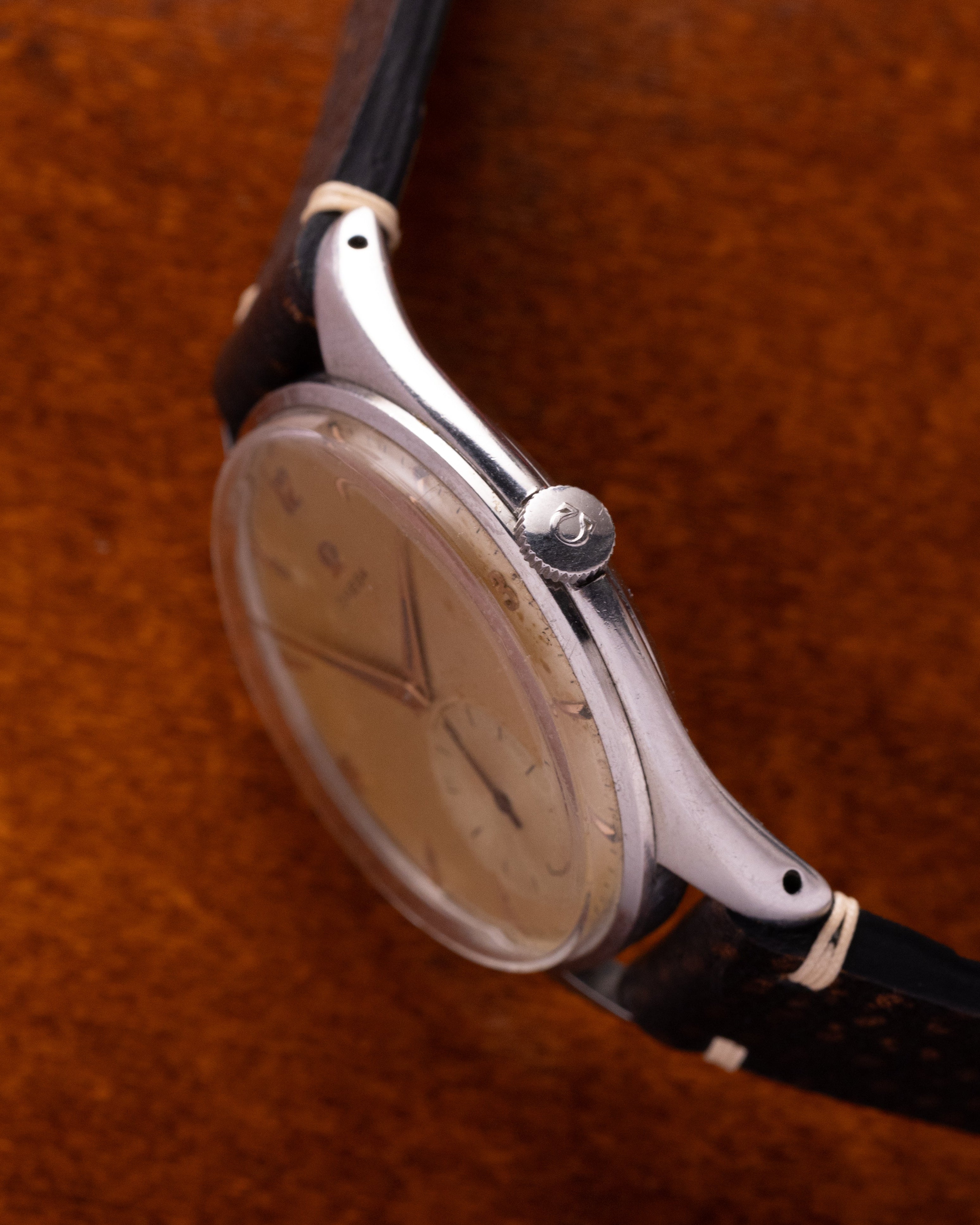Luxe Omega Jumbo Watch from 1950's - Rare Swiss Watch for Collection - VintageDuMarko