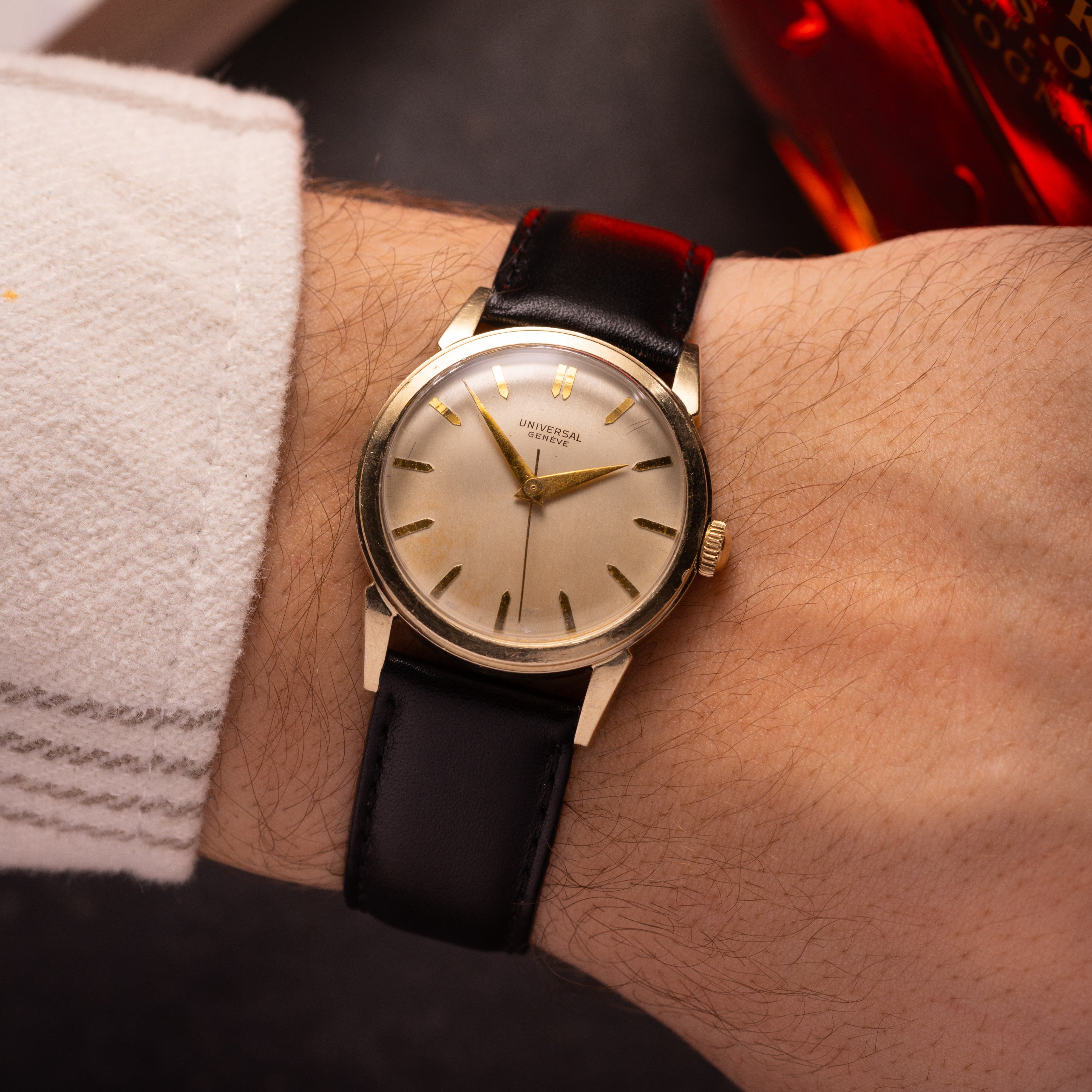 Luxury Vintage Universal Geneve watch, 10K Gold Filled - VintageDuMarko