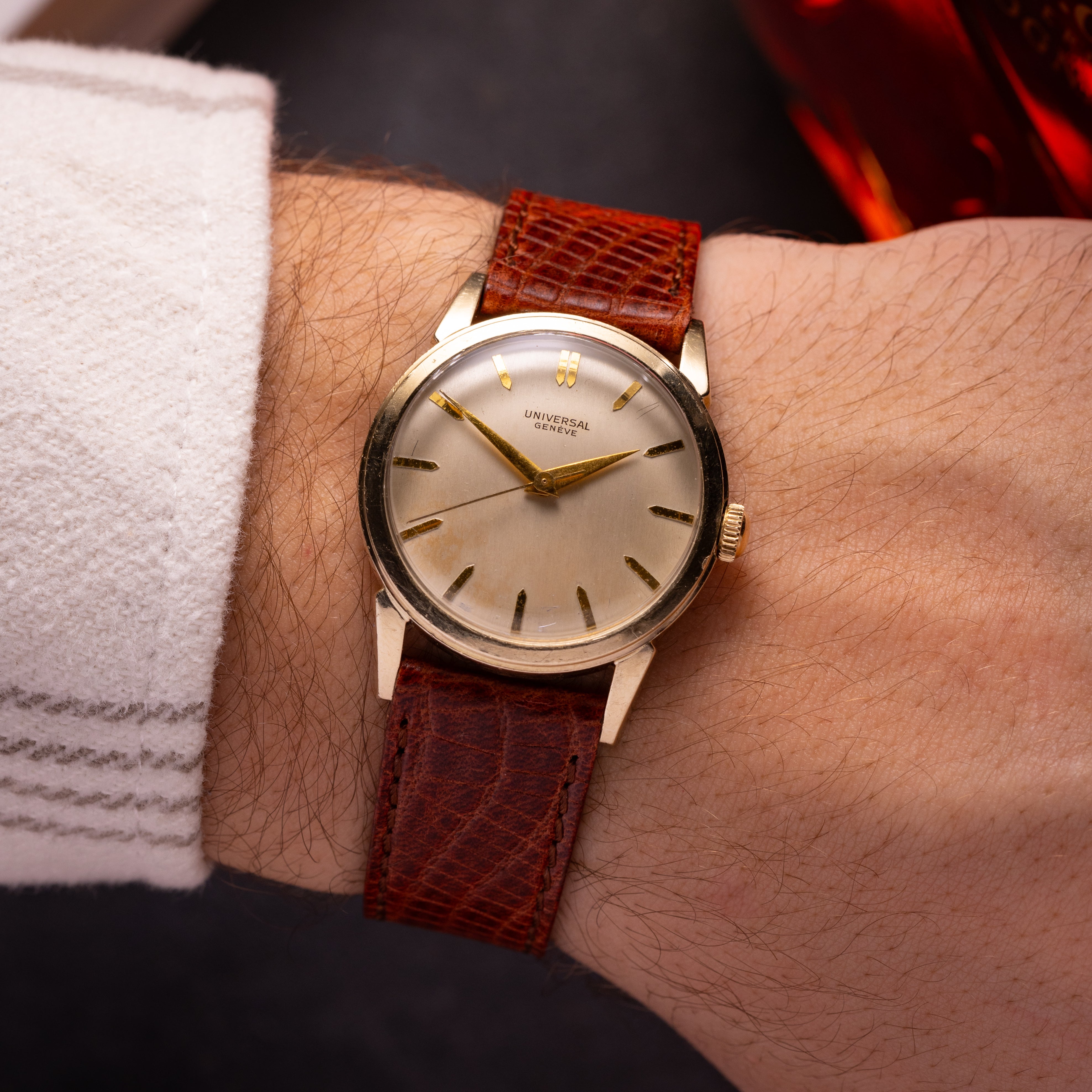 Luxury Vintage Universal Geneve watch, 10K Gold Filled - VintageDuMarko