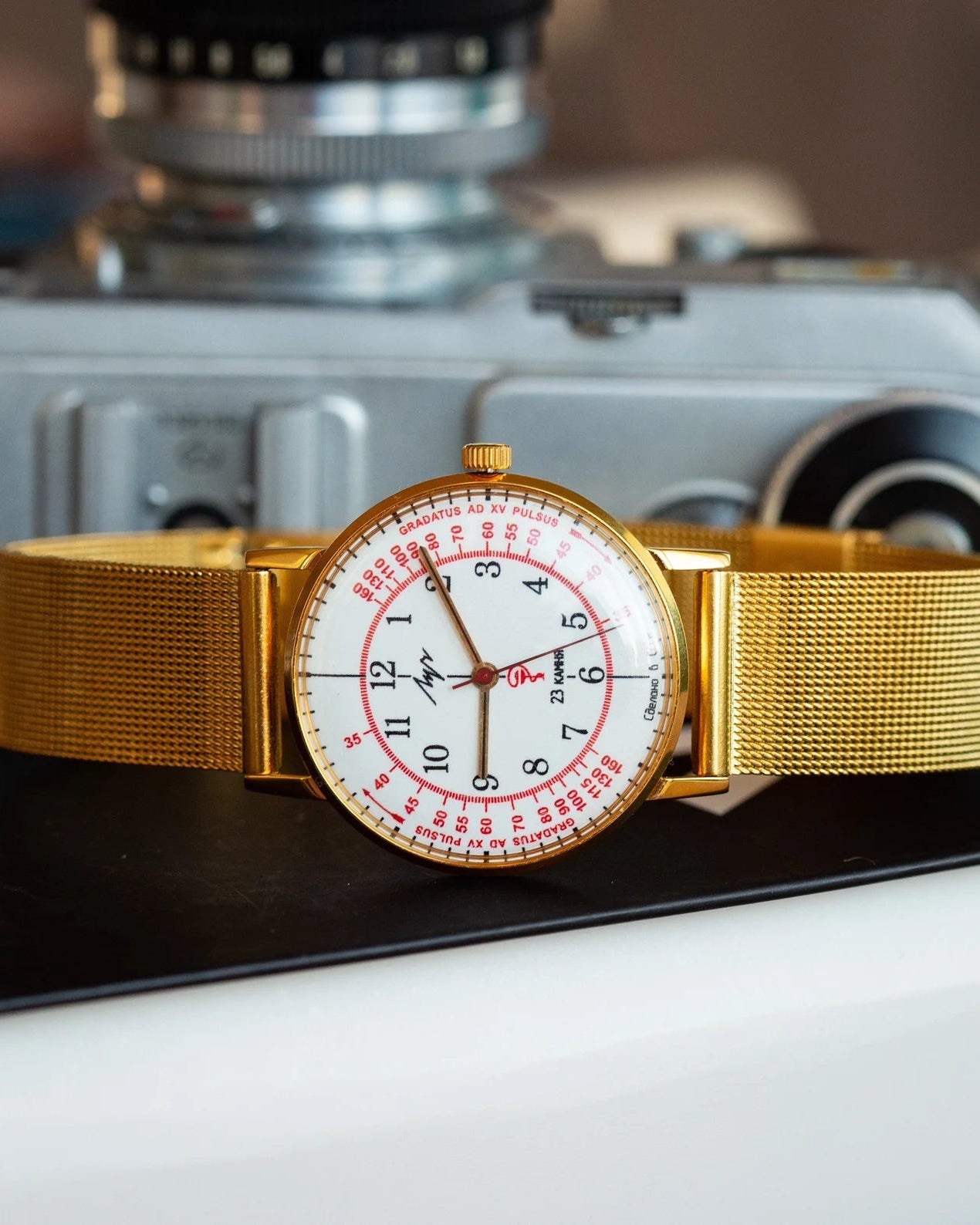 Medical Pulsometer Gold Watch «Luch» - Medical Watch with Pulsometer - VintageDuMarko