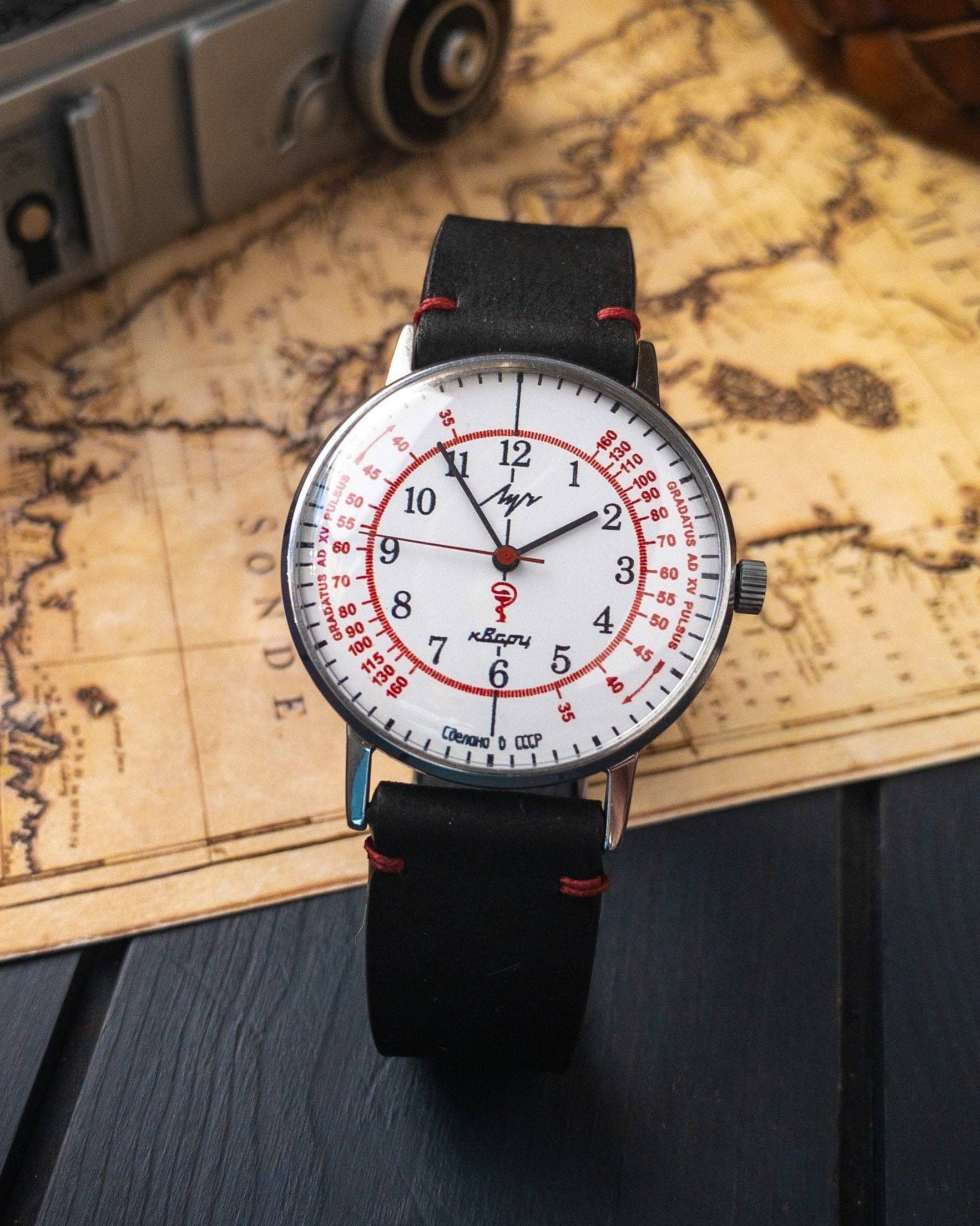 Medical Pulsometer Watch «Luch» - Medical Watch with Pulsometer - VintageDuMarko