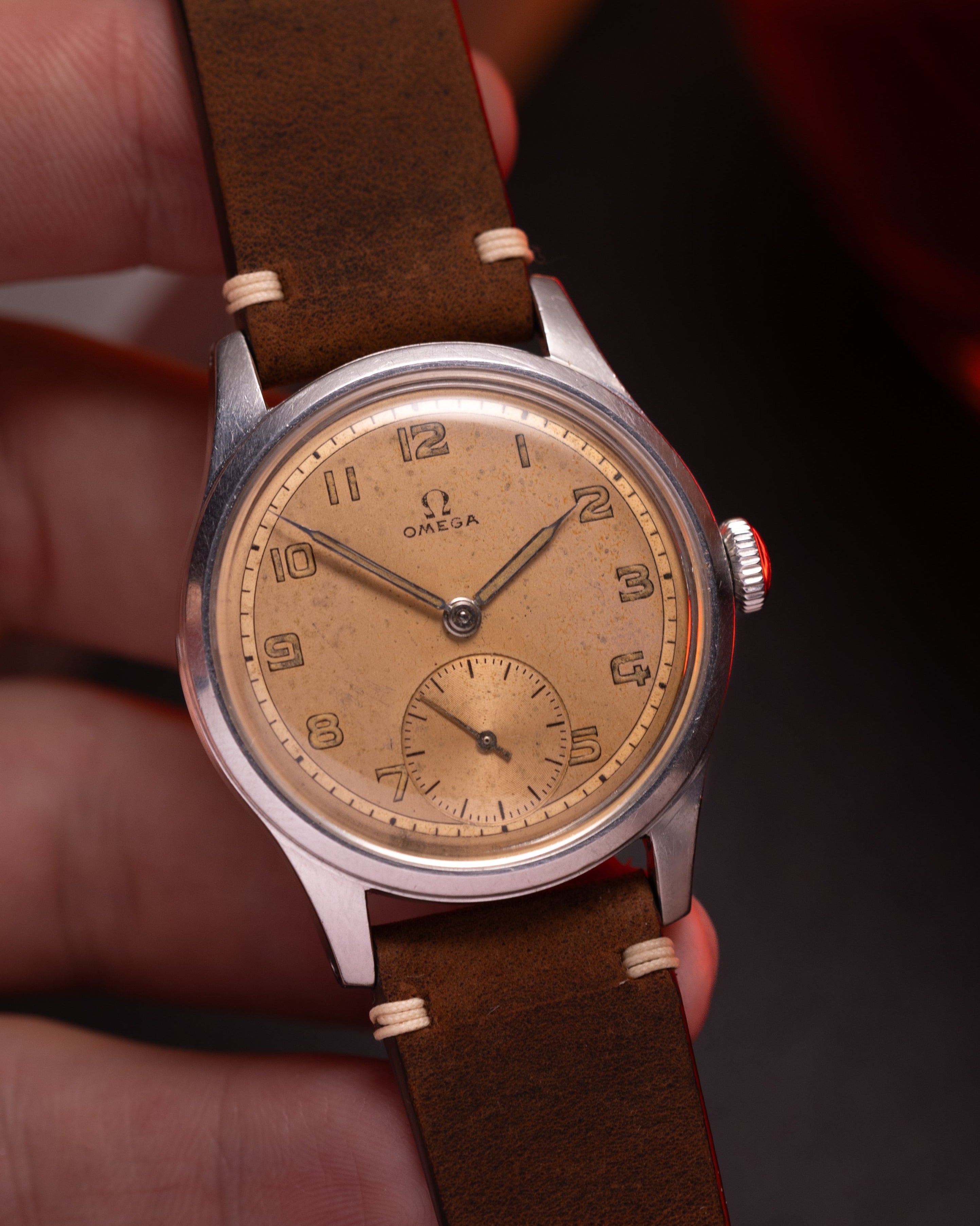 "Omega" Vintage Stainless Steel Watch, Patina Salmon Dial - VintageDuMarko