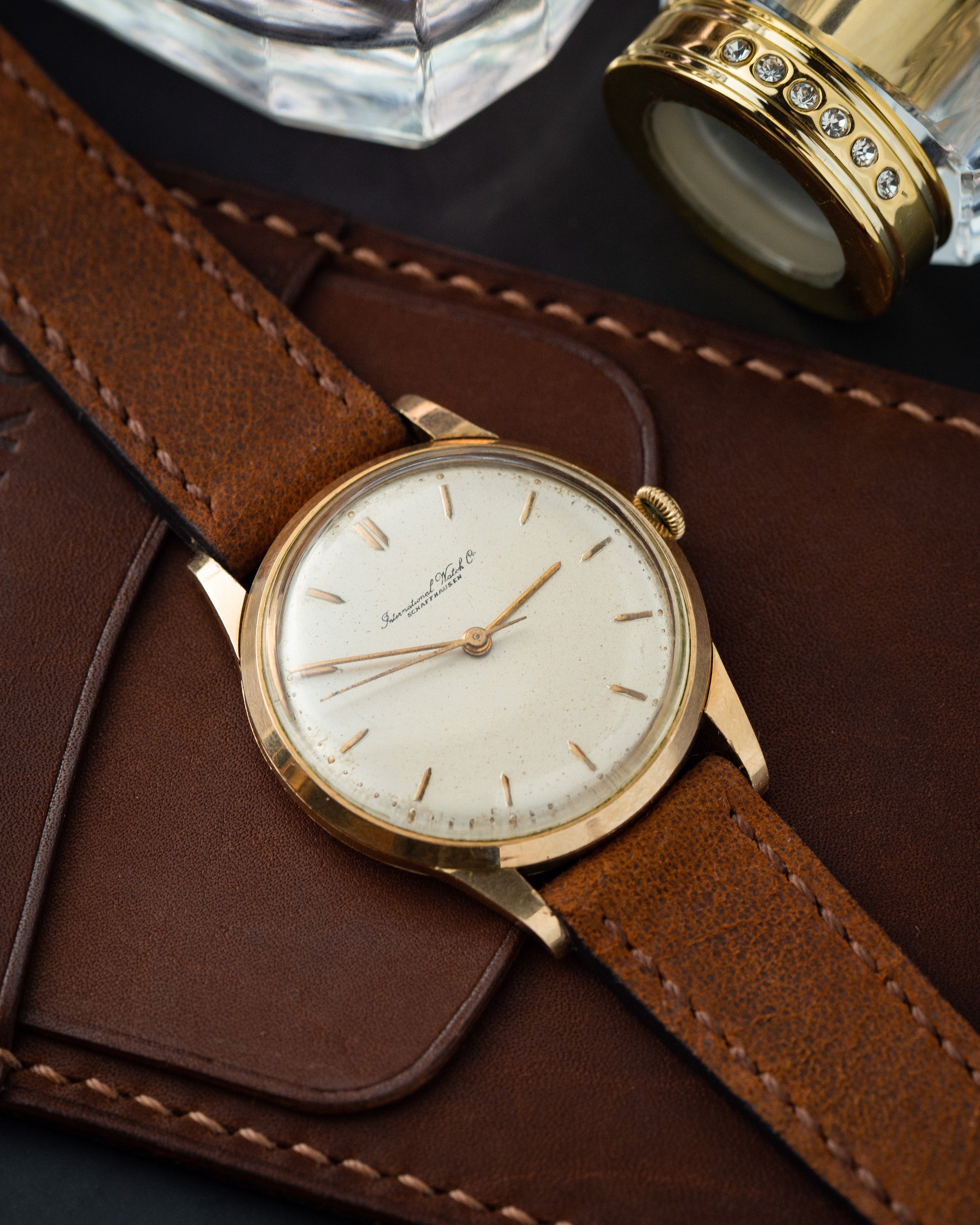 Premium Vintage Watch "IWC Schaffhausen", 14K Solid Gold, Rare Swiss Watch for Men and Women - VintageDuMarko