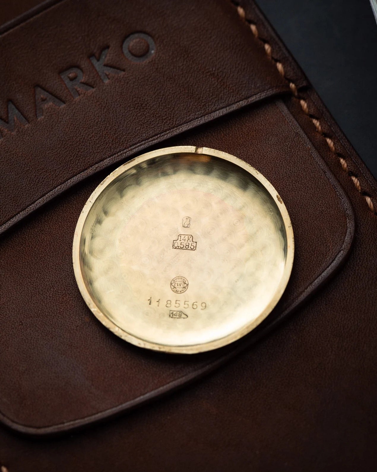 Premium Vintage Watch "IWC Schaffhausen", 14K Solid Gold, Rare Swiss Watch for Men and Women - VintageDuMarko