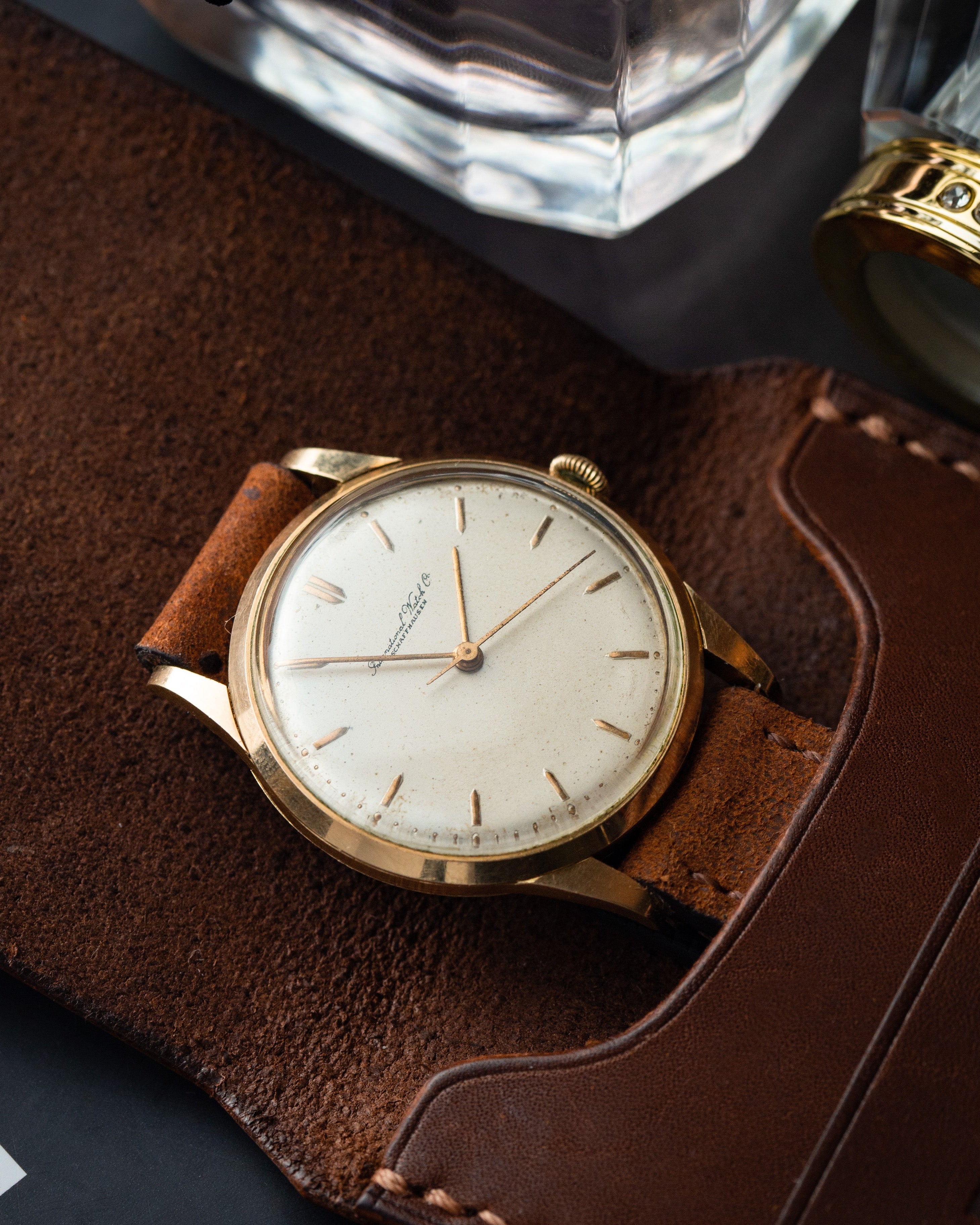 Premium Vintage Watch "IWC Schaffhausen", 14K Solid Gold, Rare Swiss Watch for Men and Women - VintageDuMarko