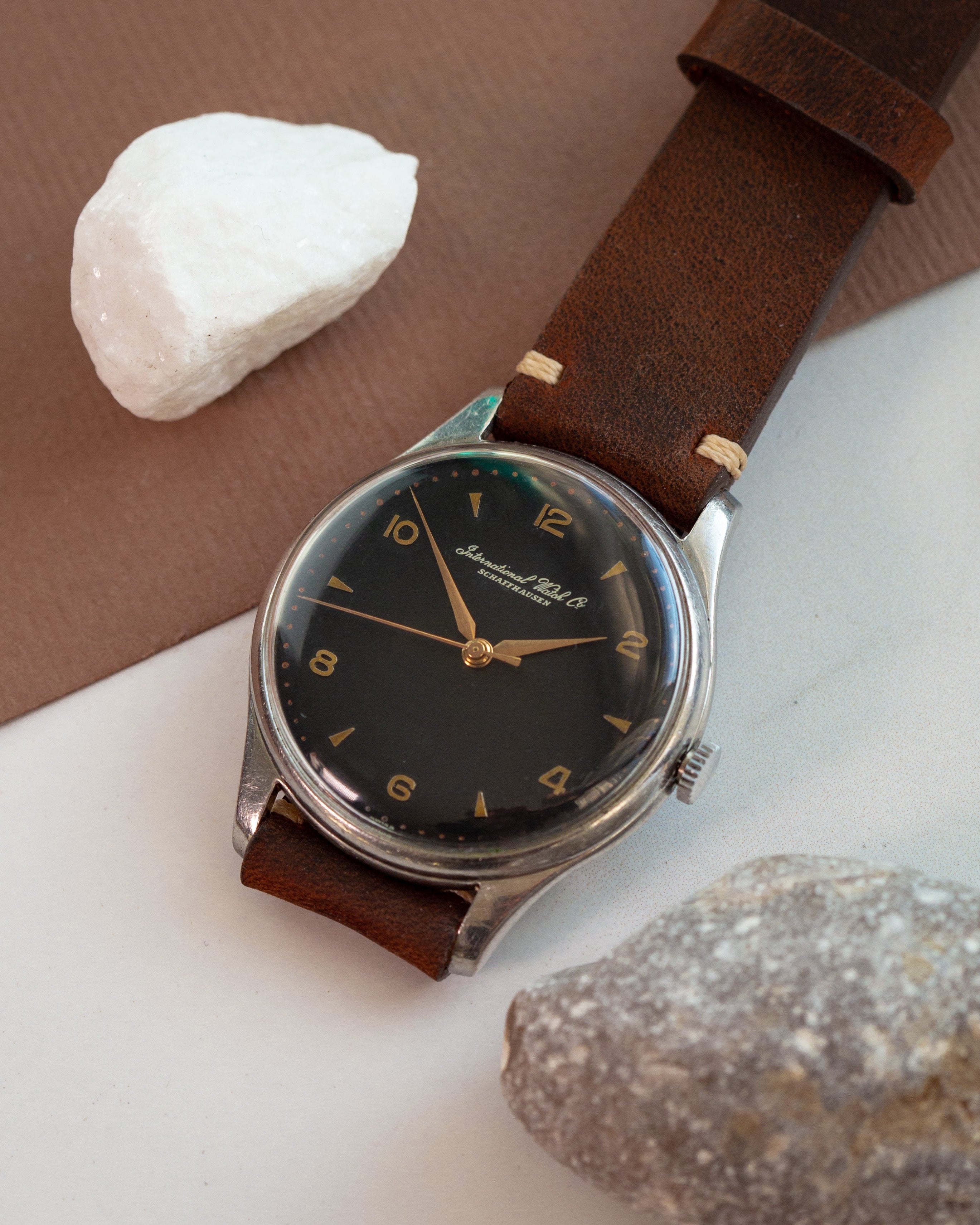 Premium Vintage Watch "IWC Schaffhausen", Rare Swiss Watch for Men and Women - VintageDuMarko