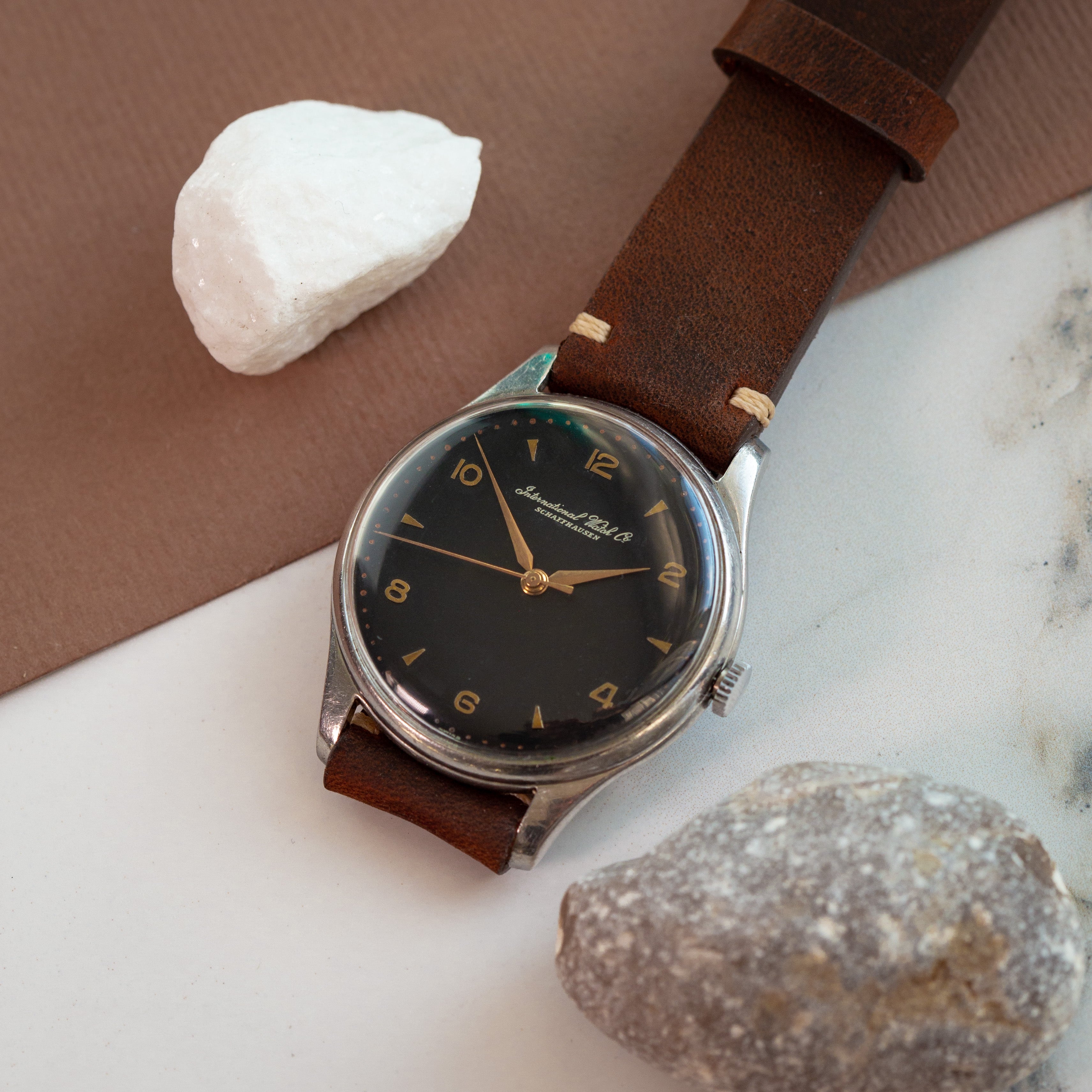 Premium Vintage Watch "IWC Schaffhausen", Rare Swiss Watch for Men and Women - VintageDuMarko