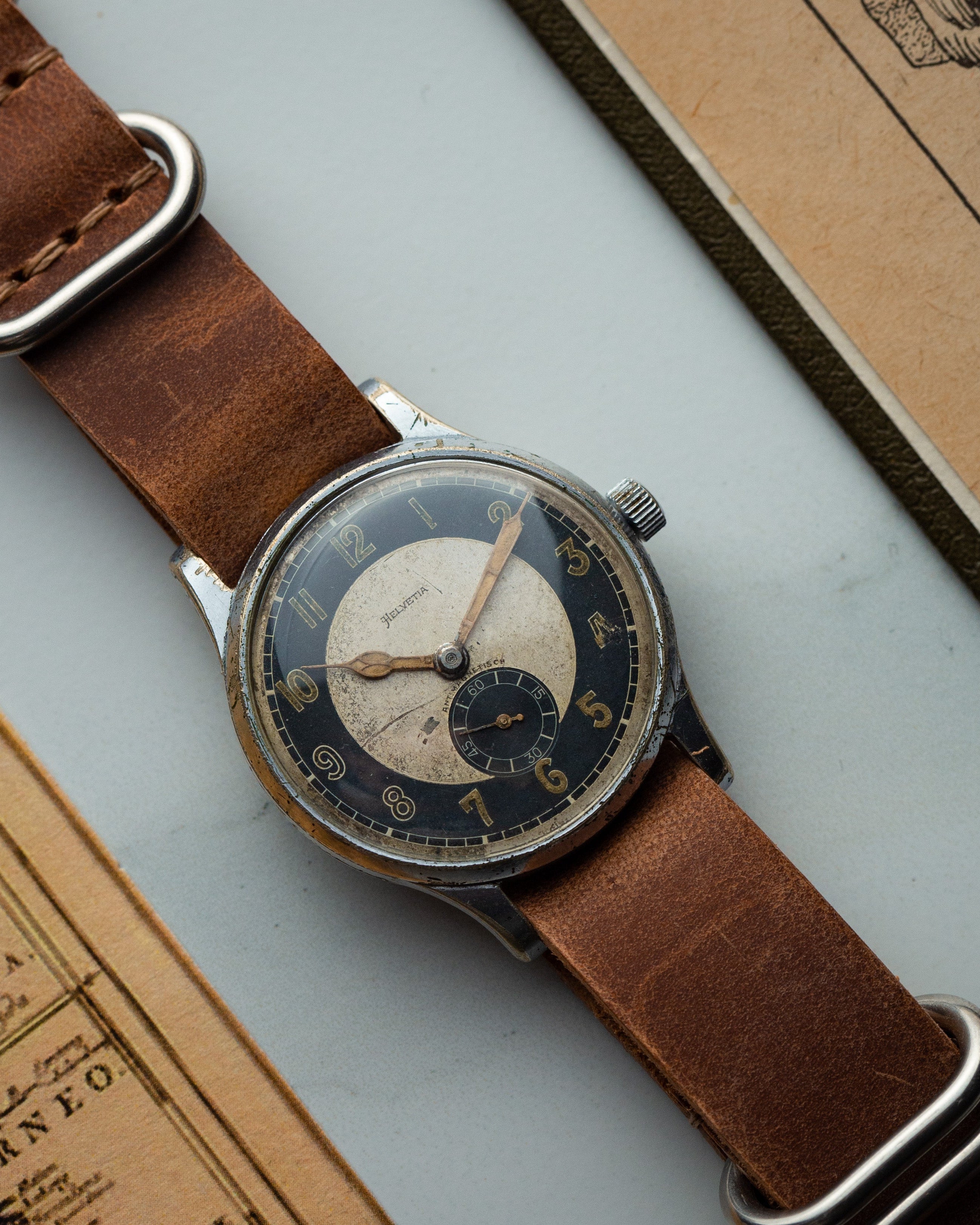 Rare Pilot Helvetia watch, Military watch WW2, Swiss made - VintageDuMarko