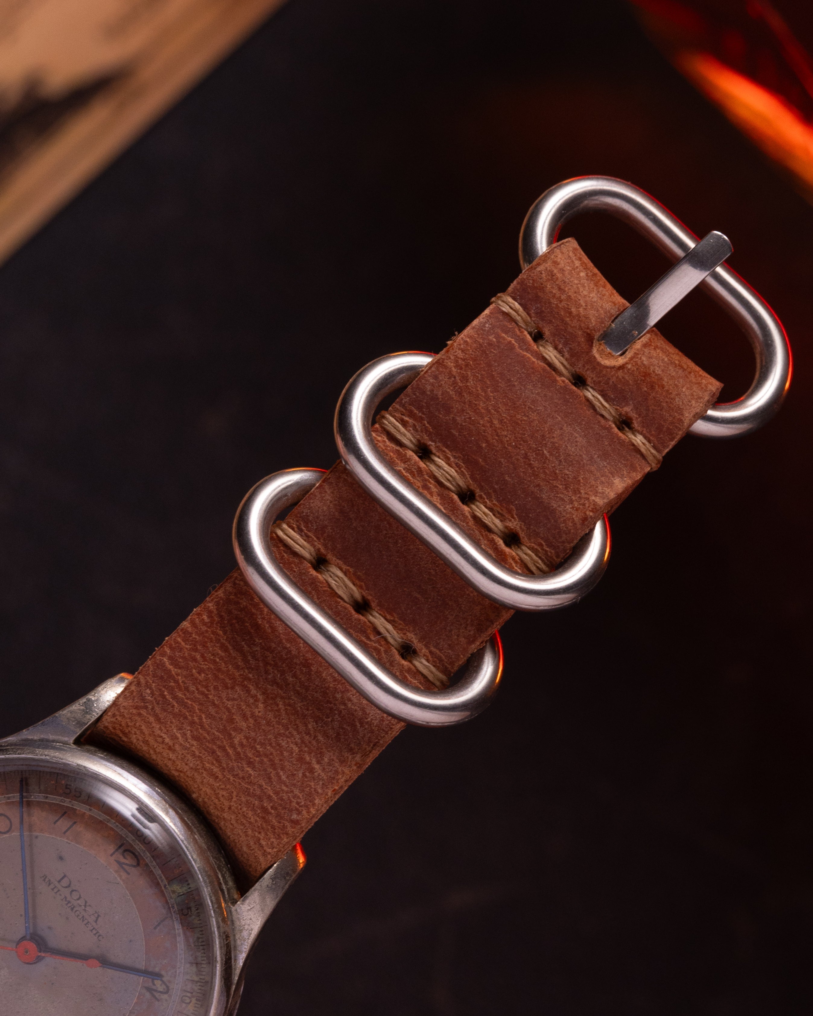 Rare vintage Swiss watch Doxa WW2, Two Tone Dial - VintageDuMarko