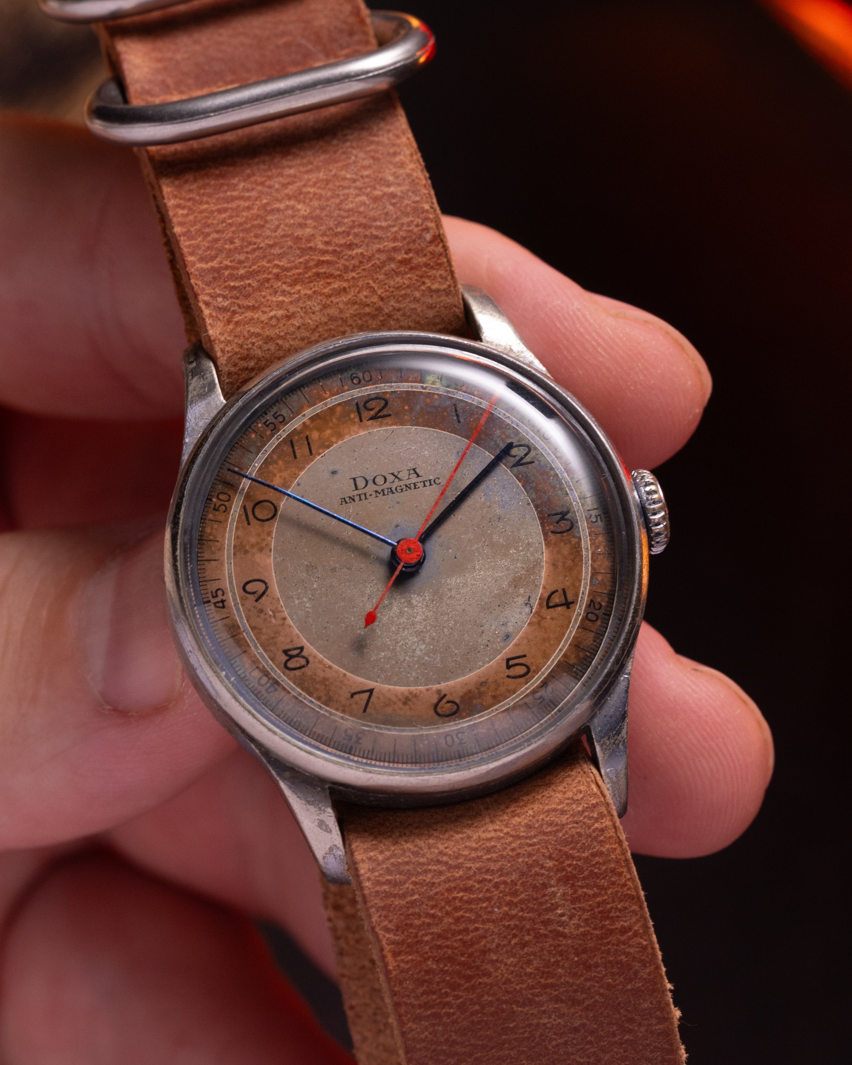 Rare vintage Swiss watch Doxa WW2, Two Tone Dial - VintageDuMarko