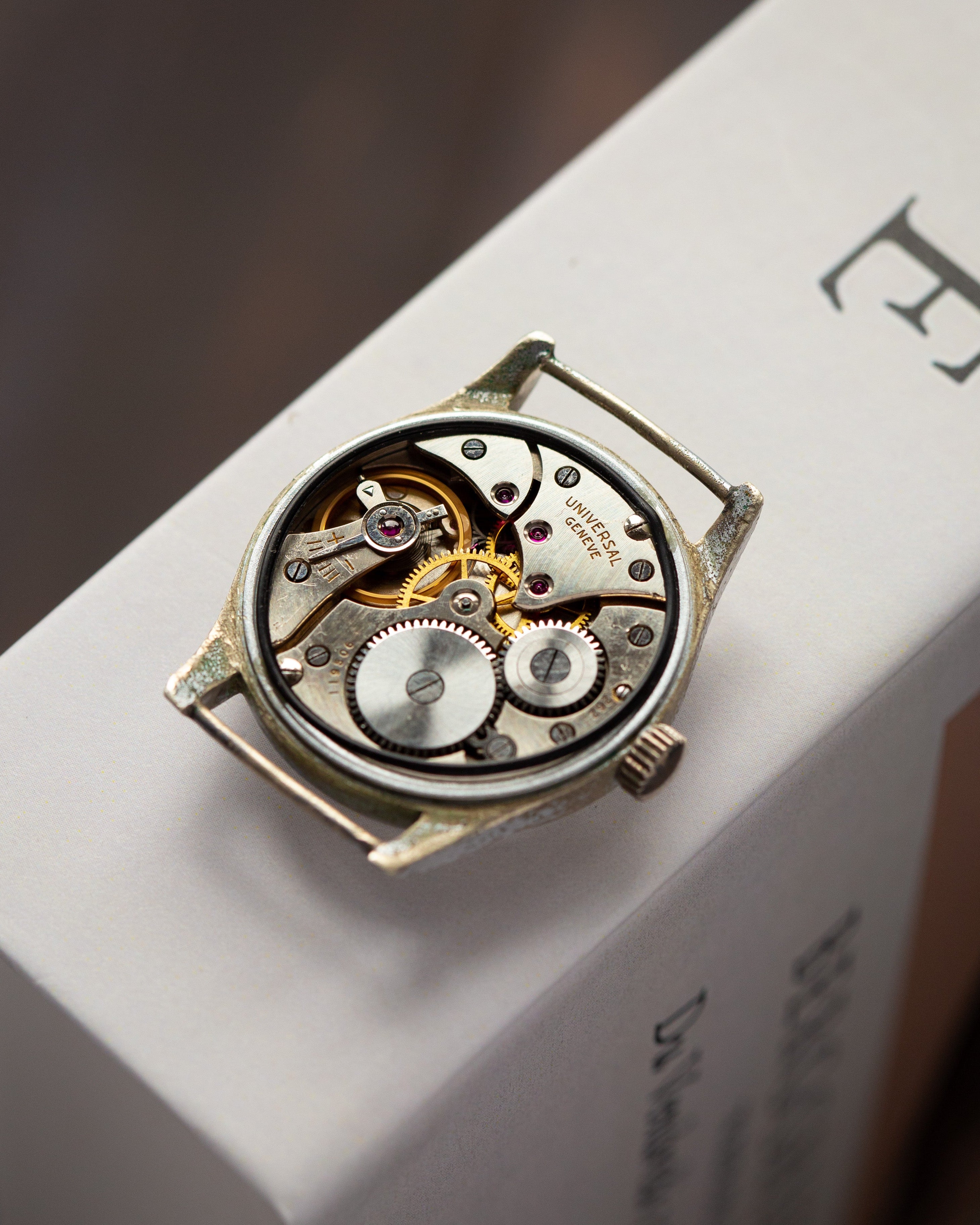 Rare Vintage "Universal Geneve" WW2 watch, Swiss Military watch - VintageDuMarko