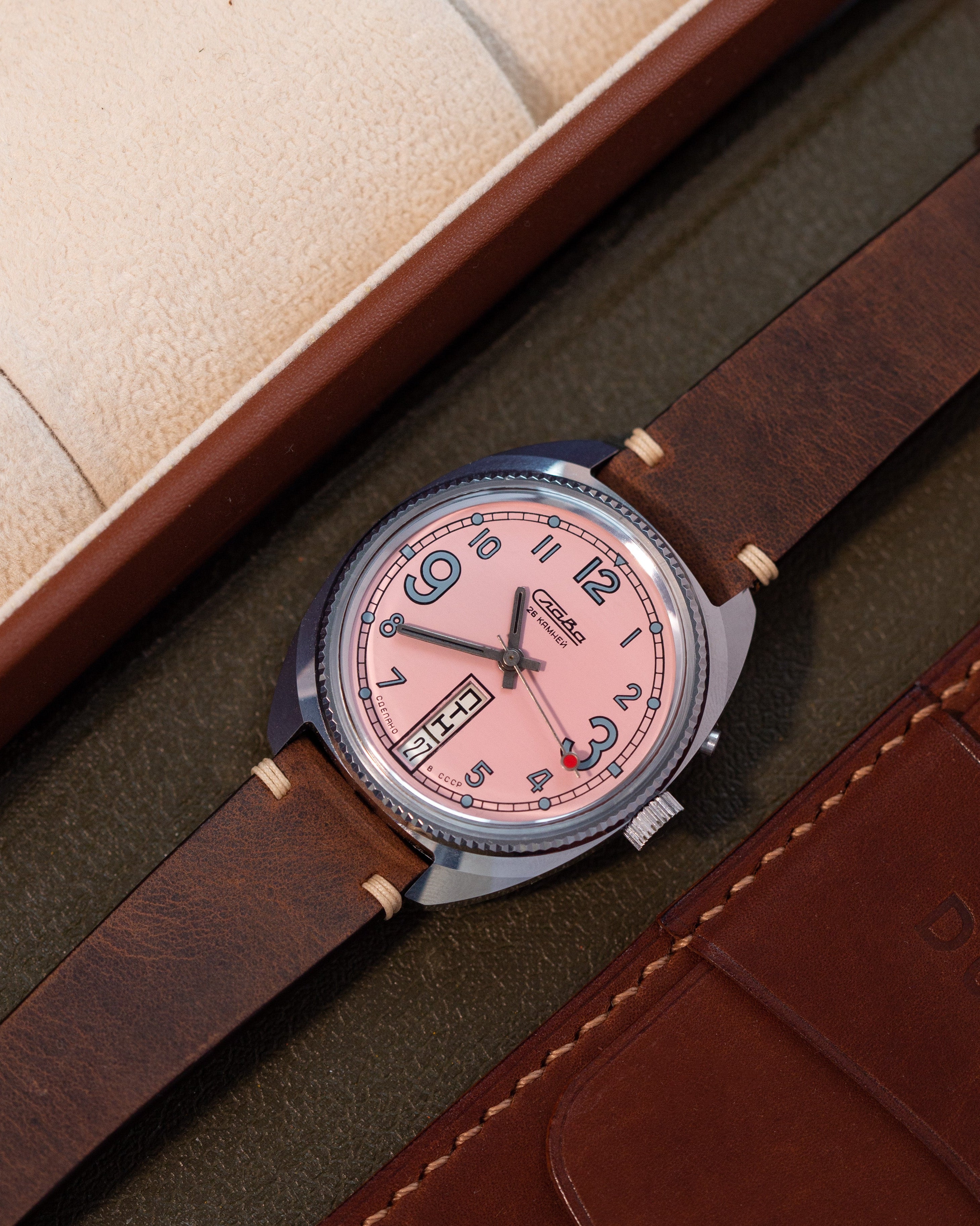 Rare Vintage Watch "Slava Pink (California)", Collectible Soviet Watch for Men - VintageDuMarko