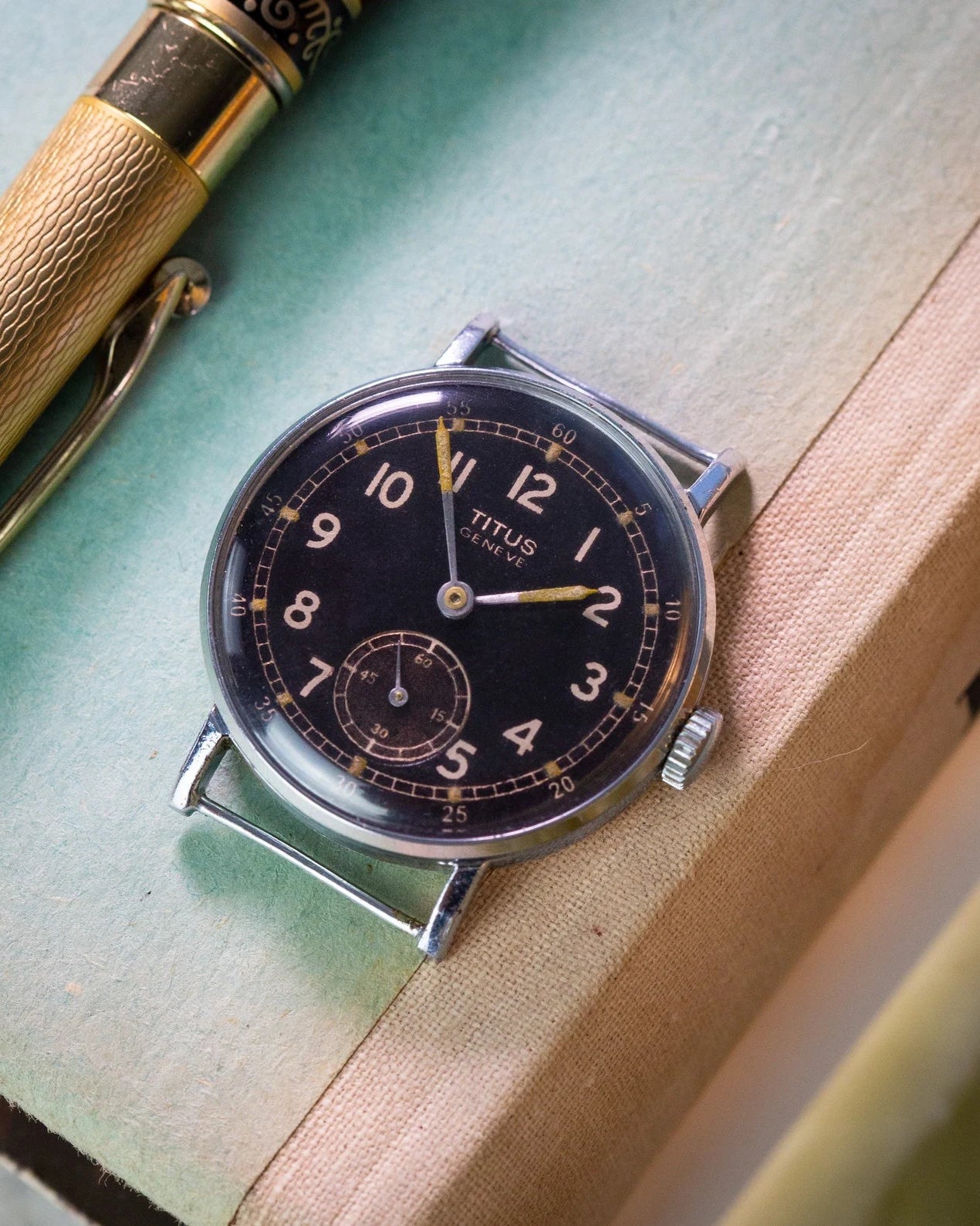 Titus Vintage Watch «Titus Geneve» - WW2 Swiss Watch - VintageDuMarko