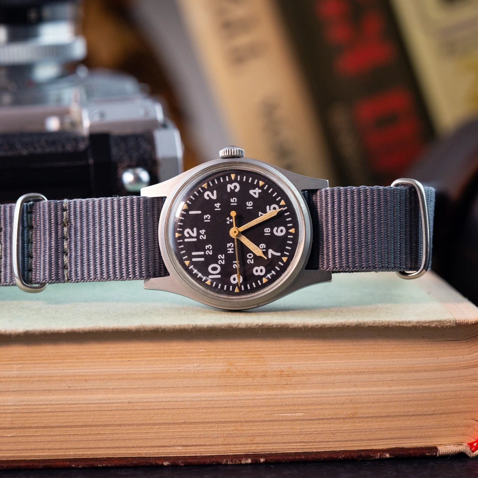 Vintage Men's Watch "Hamilton", Swiss Made, Gift for Him - VintageDuMarko