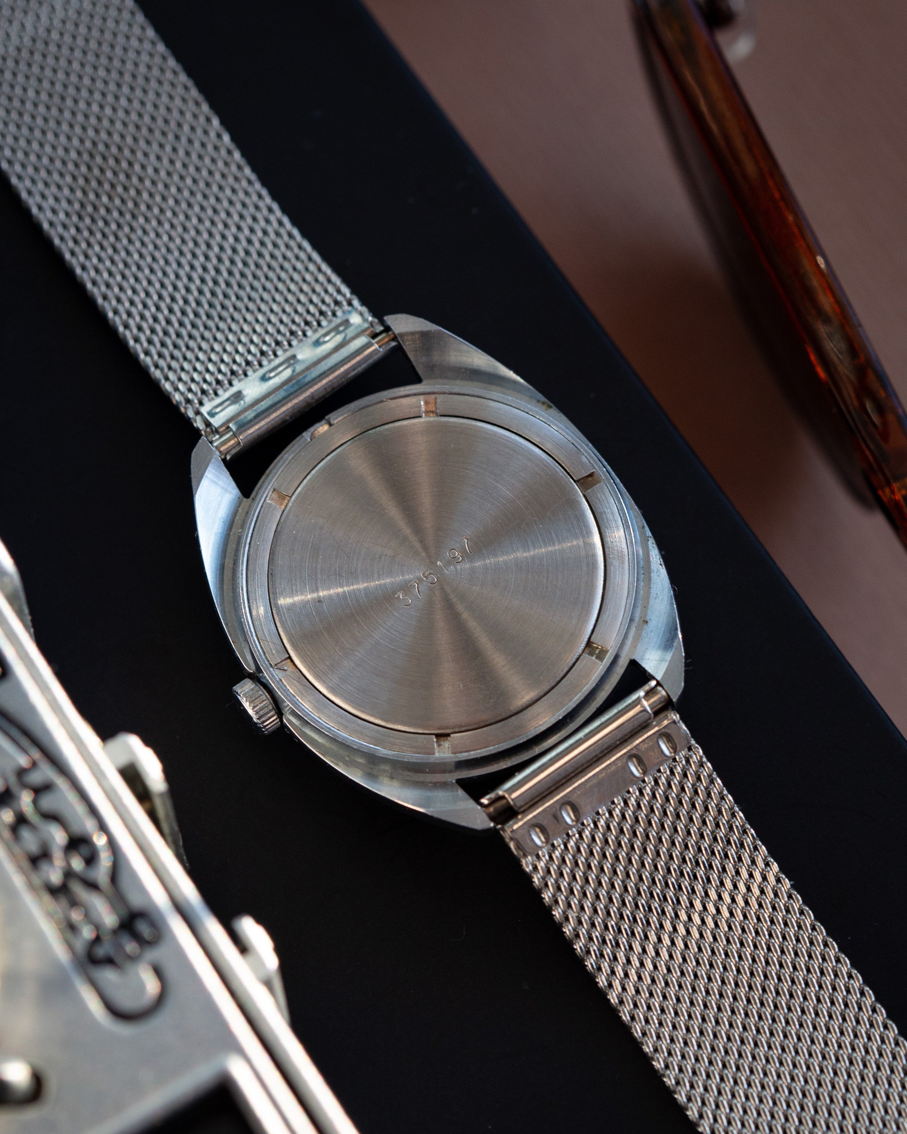 Vintage Men's Watch "Vostok (Wostok)", Mechanical Retro Soviet Watch - VintageDuMarko