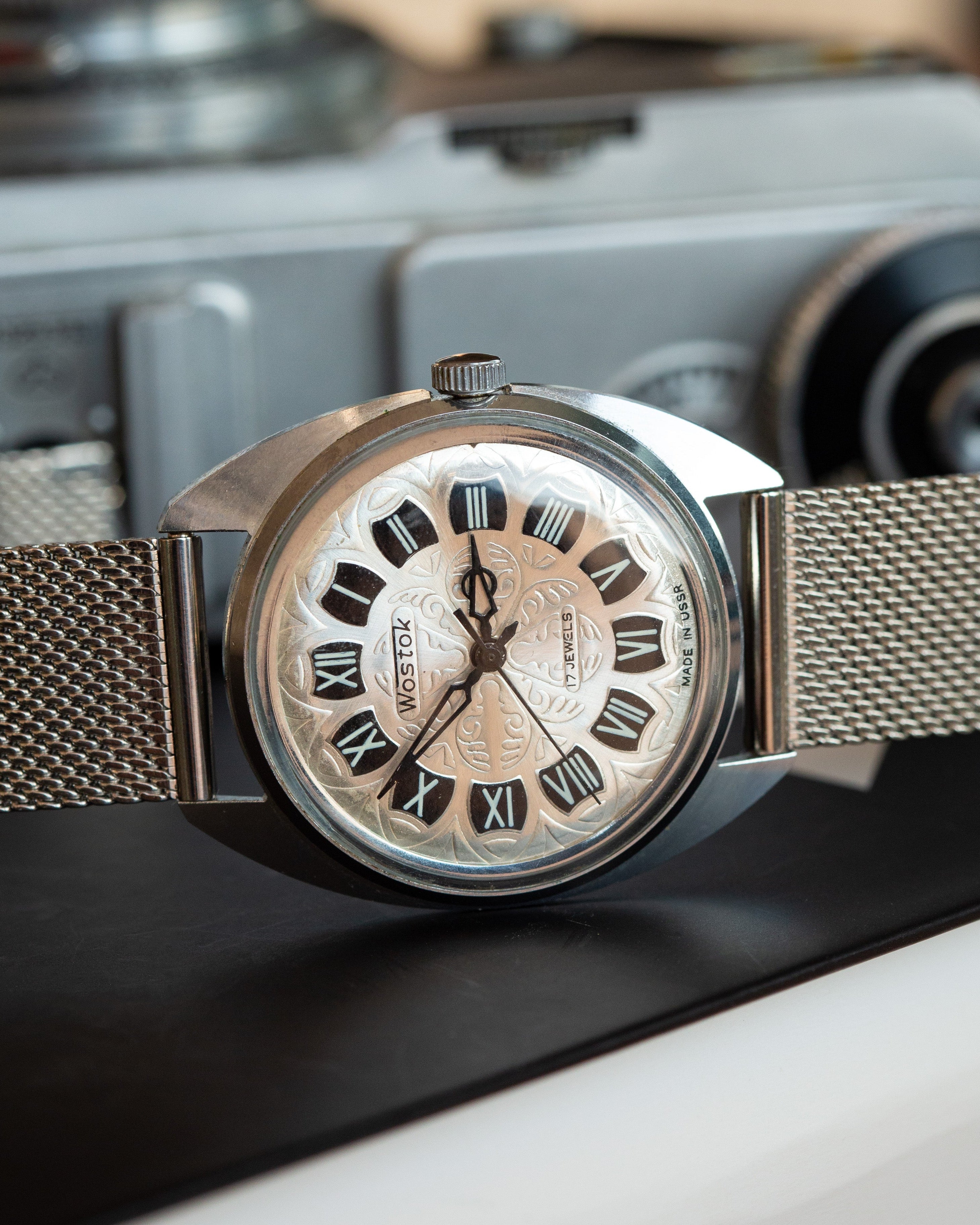 Vintage Men's Watch "Vostok (Wostok)", Mechanical Retro Soviet Watch - VintageDuMarko