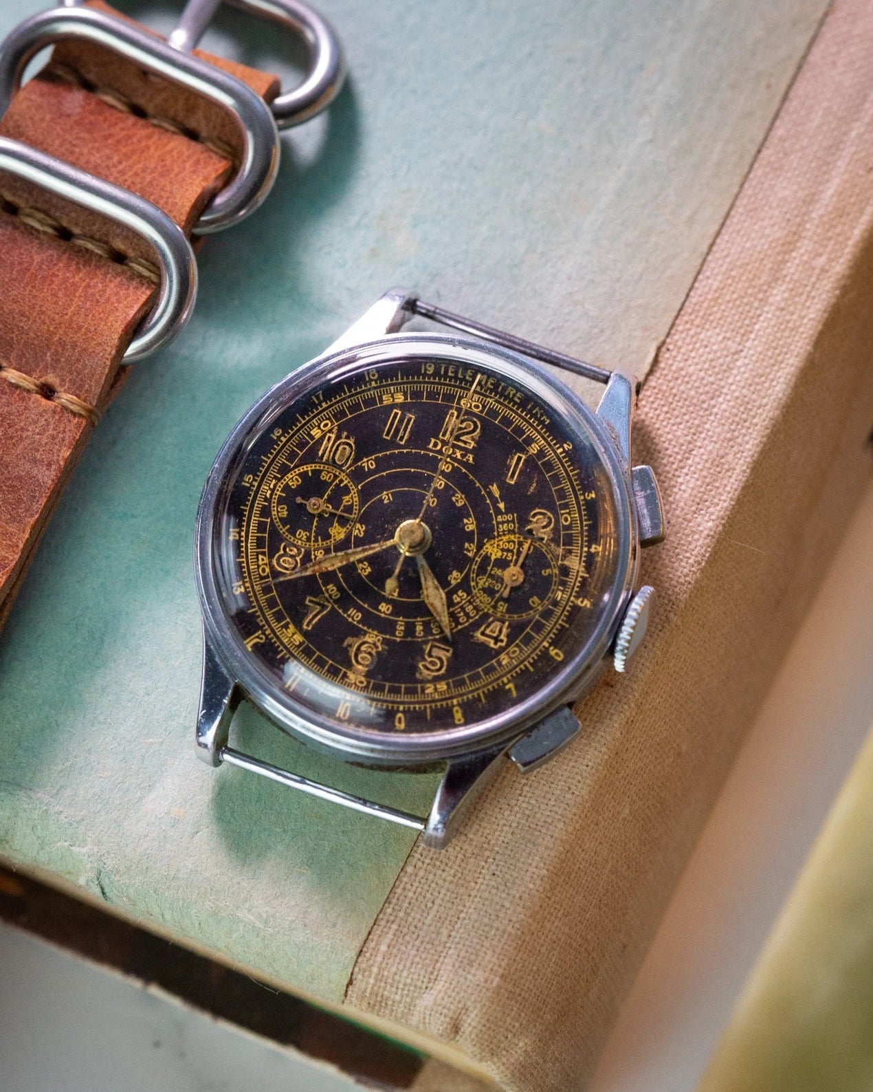 Vintage Military Chronograph "Doxa Aviator" Watch, Valjoux Cal.22 Movement - VintageDuMarko