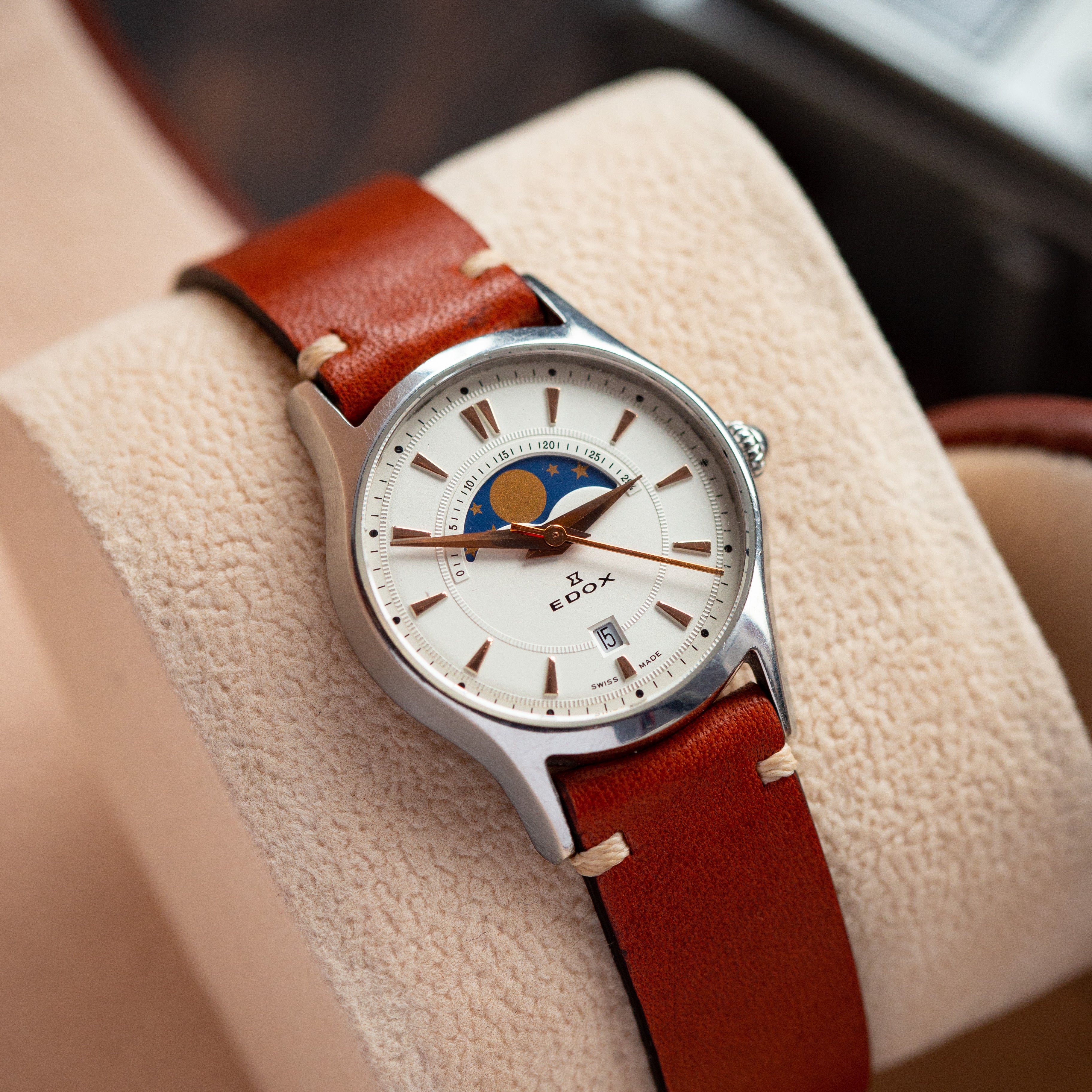 Vintage Moon Phase Watch "Edox", Swiss Unisex Watch - VintageDuMarko