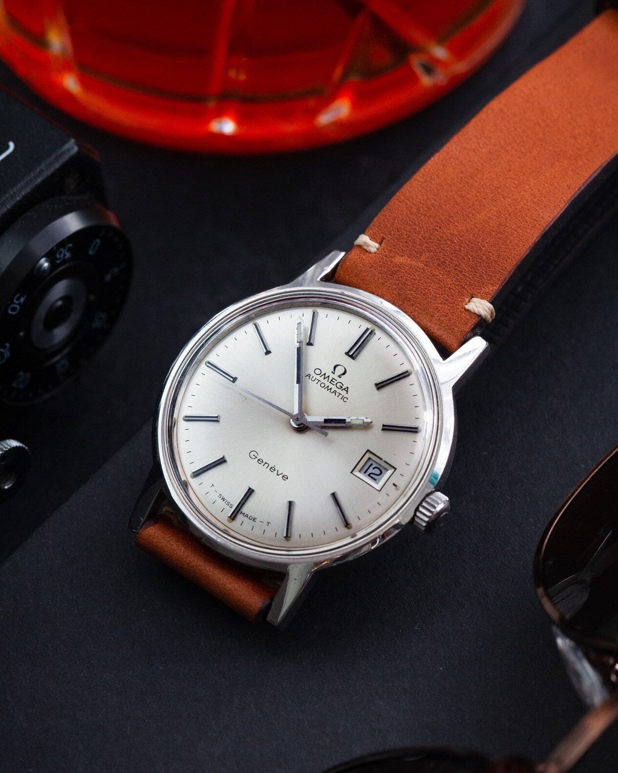 Vintage «Omega Geneve» Watch - Automatic Movement Cal.565, Swiss Luxe Watch - VintageDuMarko