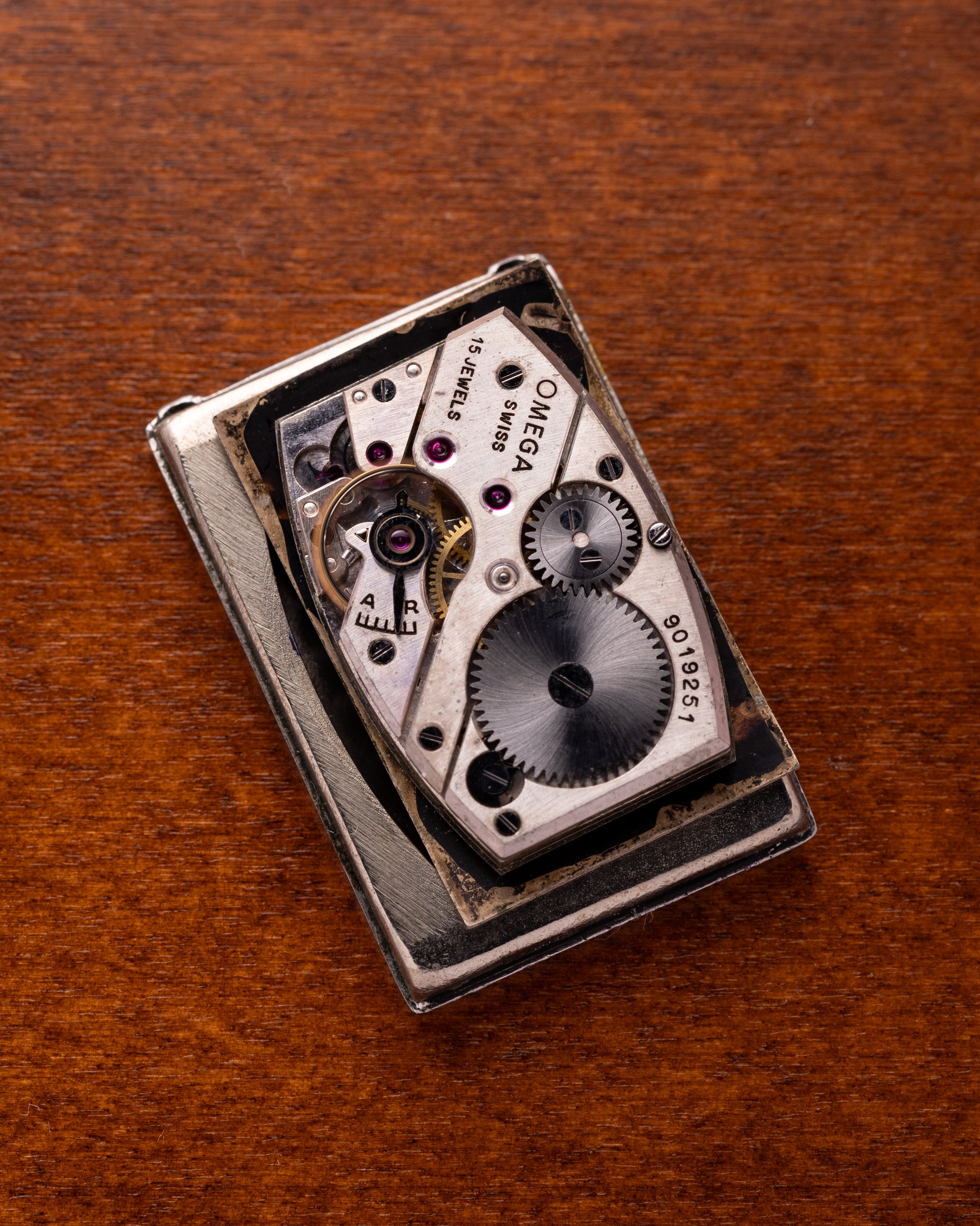 Vintage "Omega" Steel Tank from 1940s, Two tone dial - VintageDuMarko