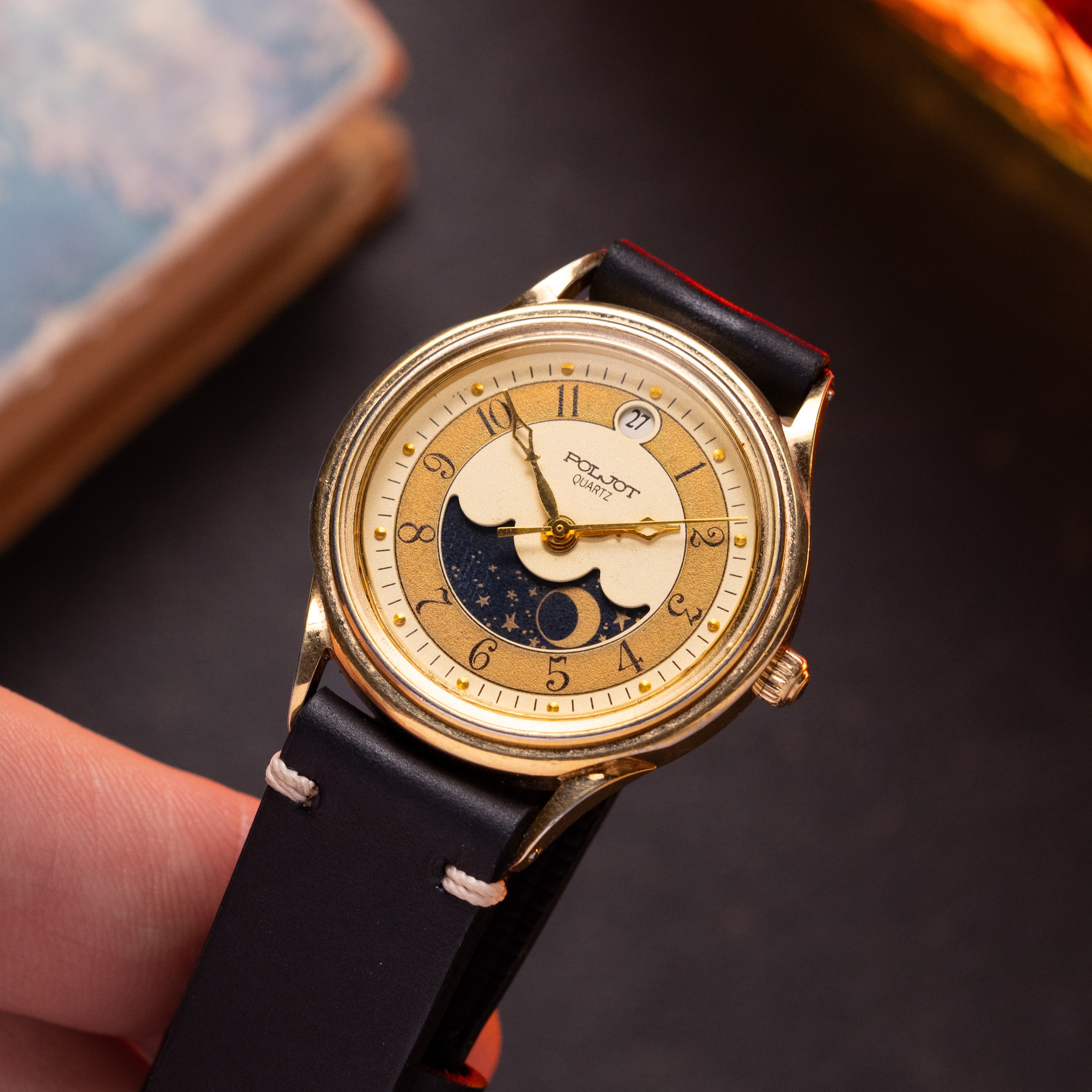 Vintage Poljot Moon and Sun Phases Watch, Quartz USSR Unisex Watch - VintageDuMarko