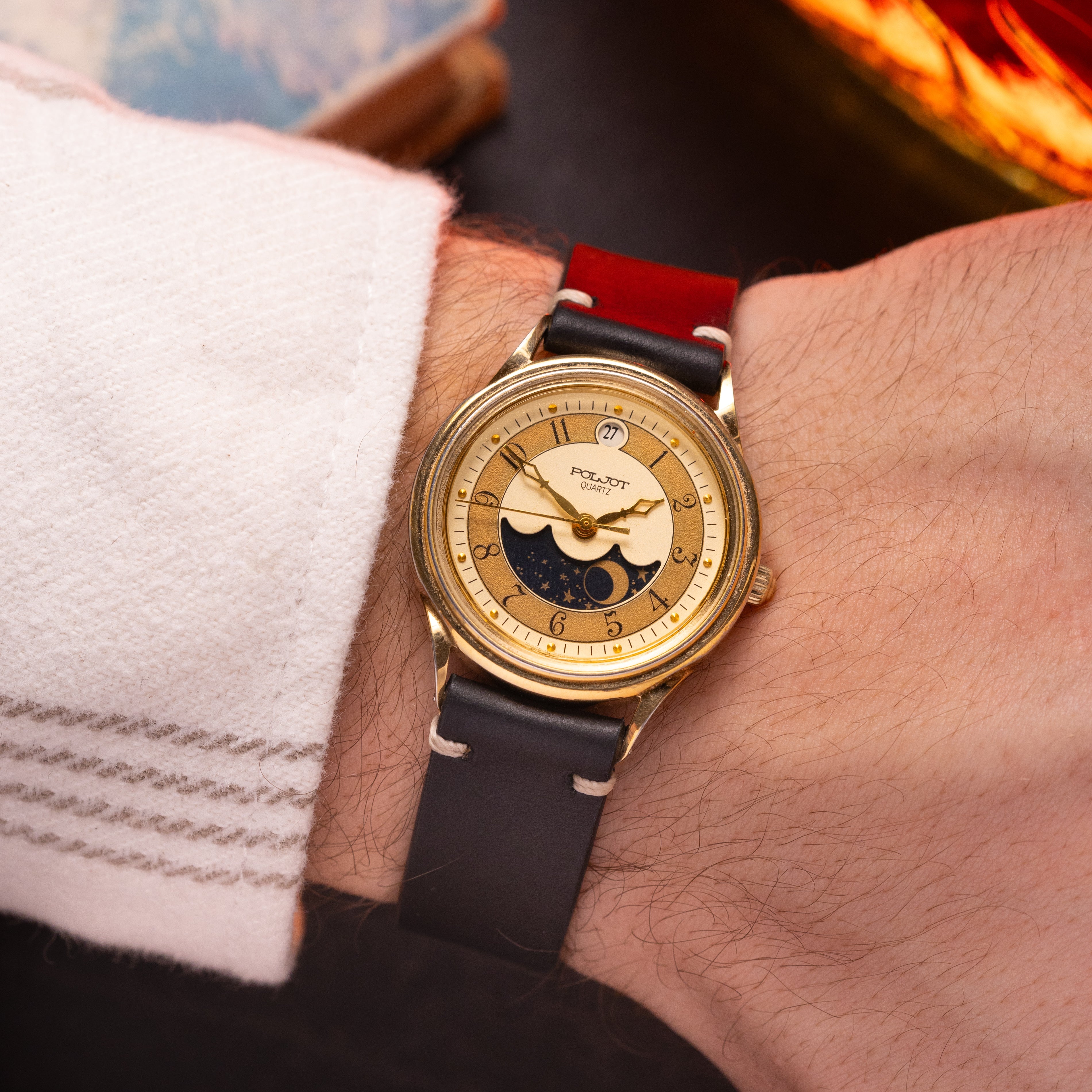 Vintage Poljot Moon and Sun Phases Watch, Quartz USSR Unisex Watch - VintageDuMarko