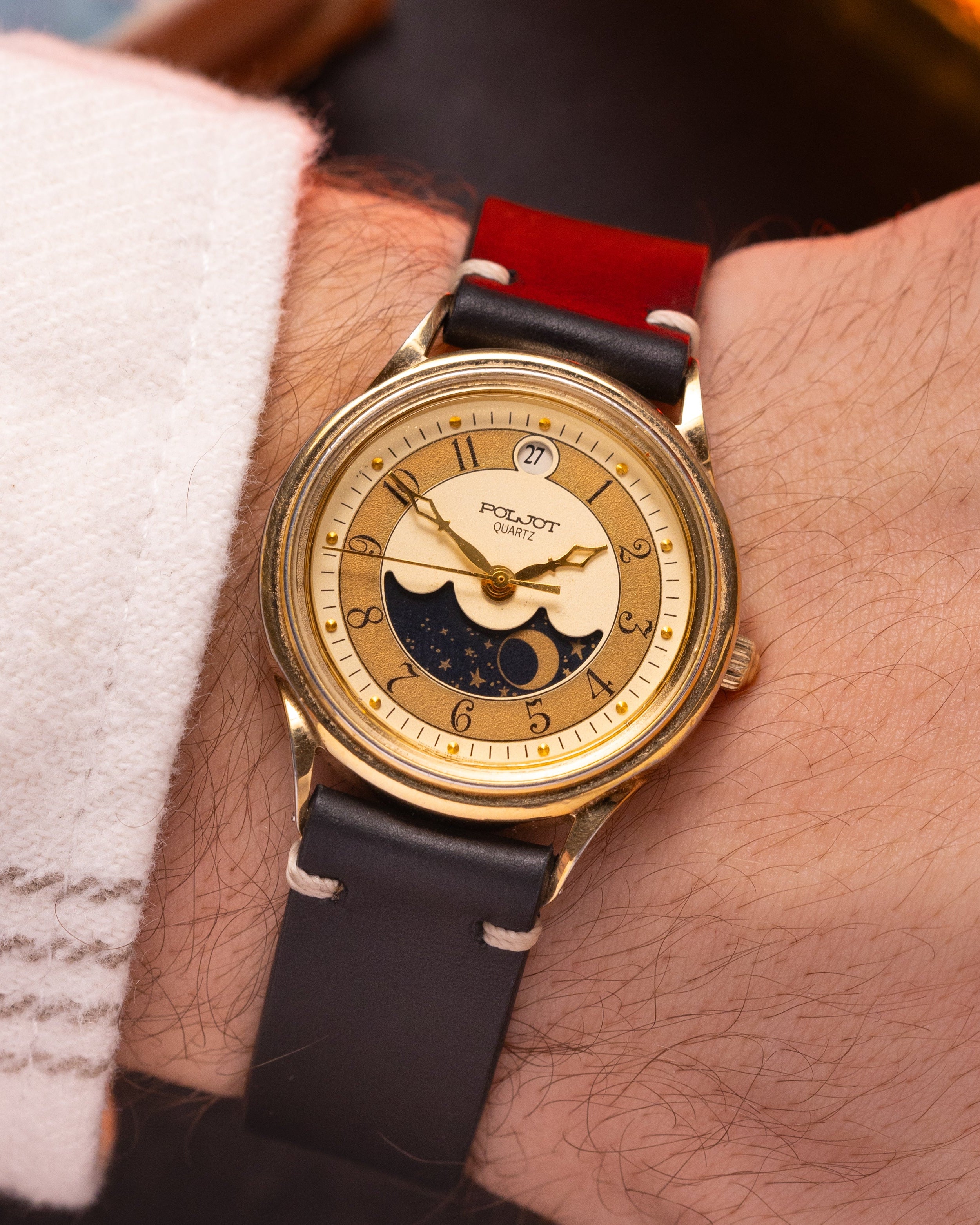 Vintage Poljot Moon and Sun Phases Watch, Quartz USSR Unisex Watch - VintageDuMarko