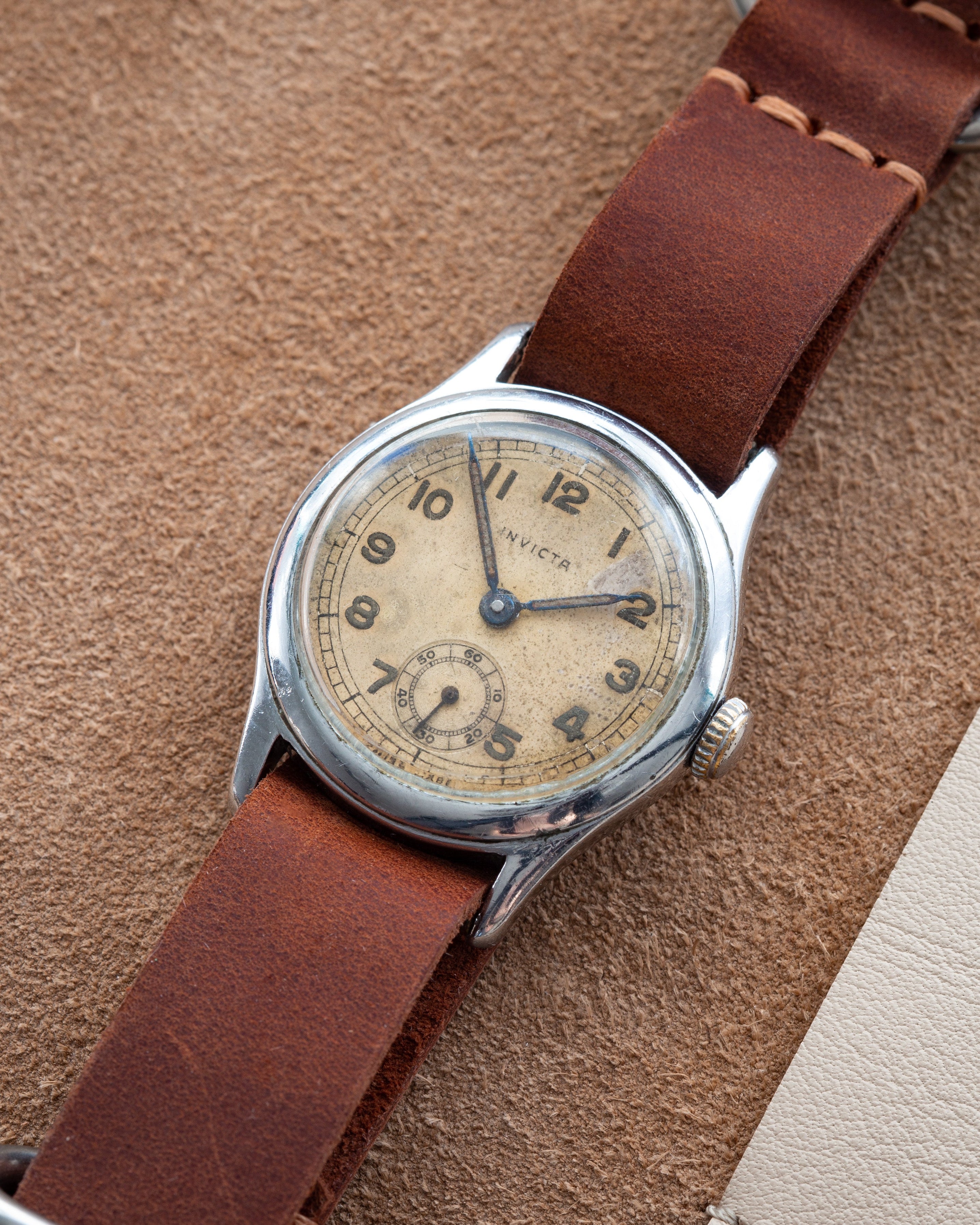 Vintage Swiss Military Watch "Invicta" - VintageDuMarko