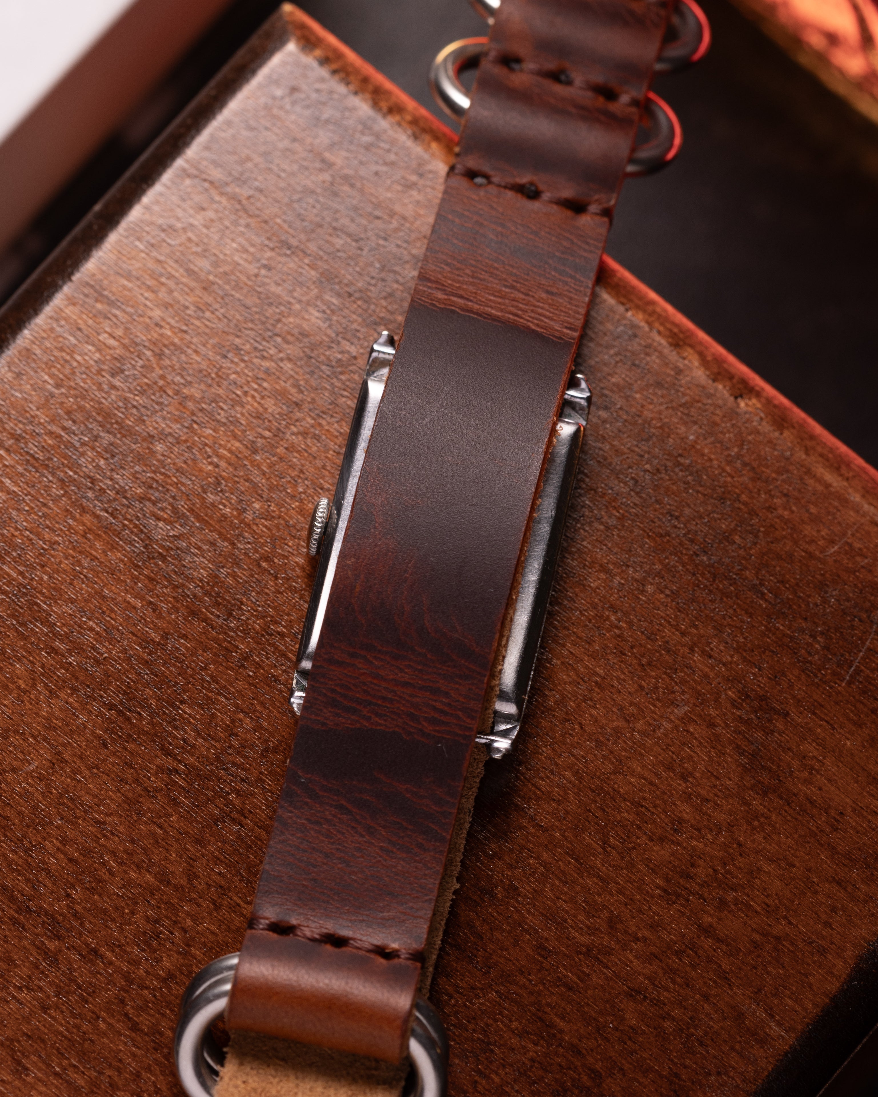 Vintage "Technos" Tank, Art Deco 1940s Watch - VintageDuMarko