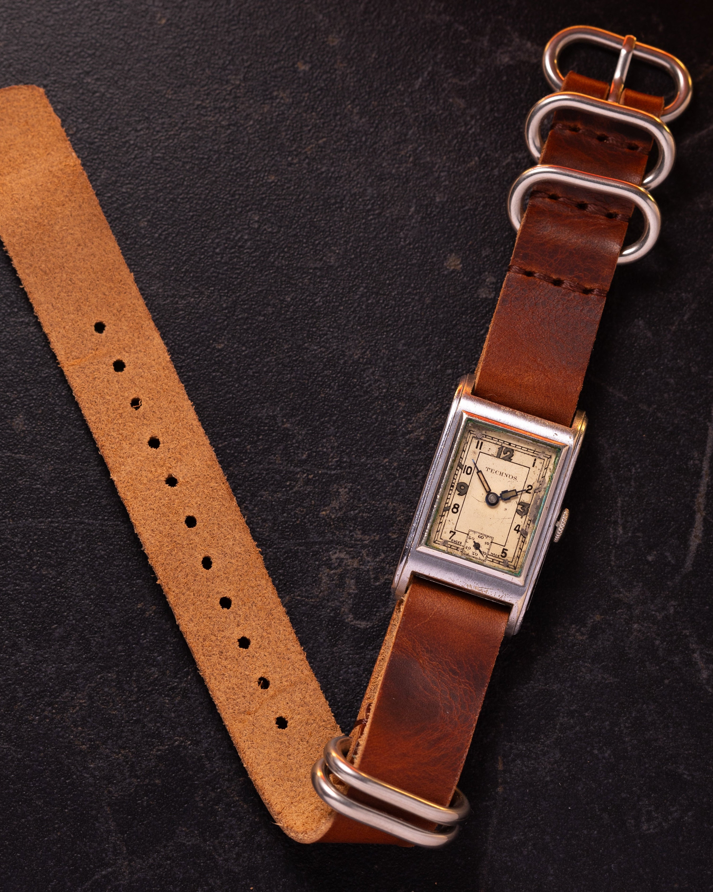 Vintage "Technos" Tank, Art Deco 1940s Watch - VintageDuMarko