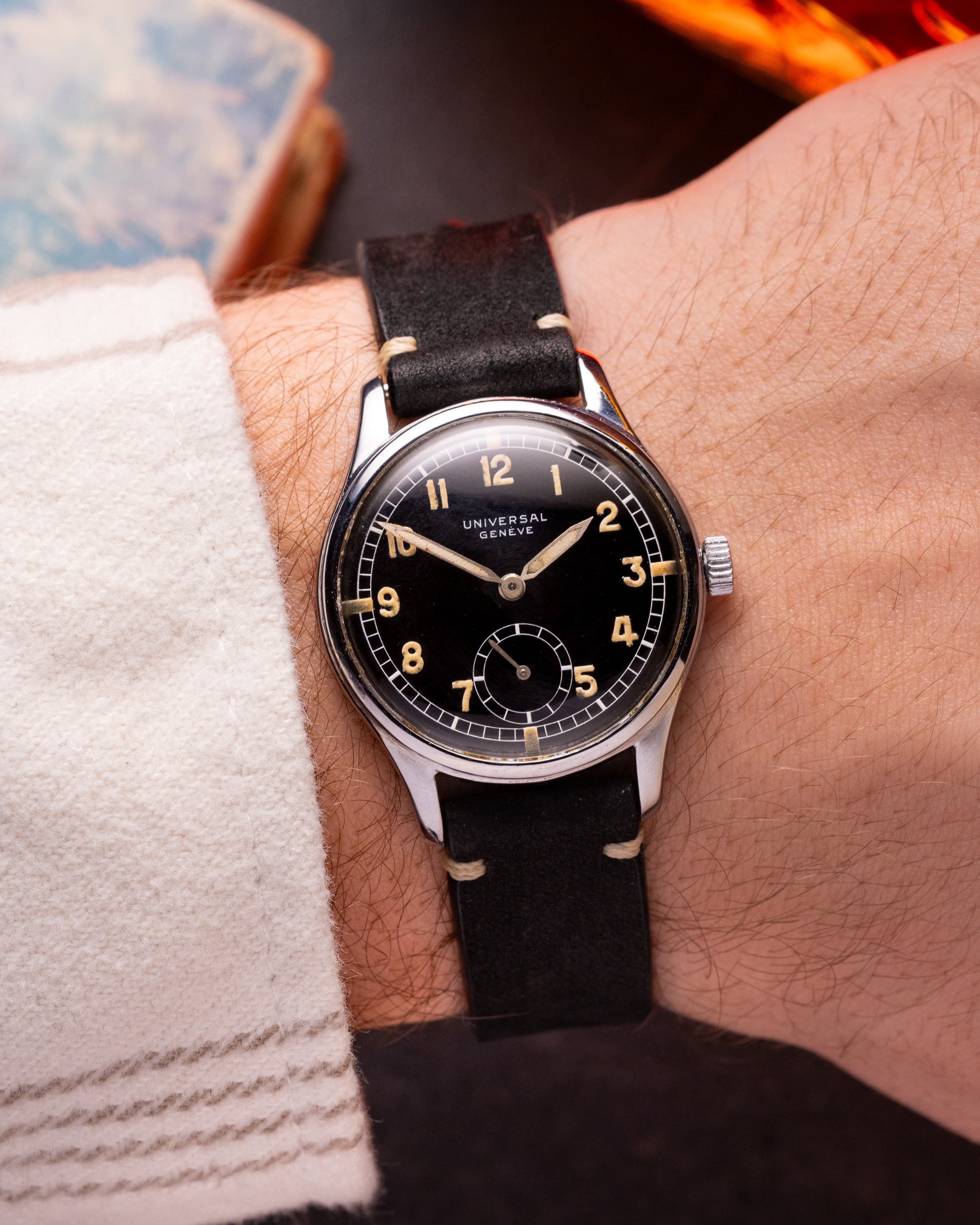 Vintage "Universal Geneve", Rare WW2 watch - VintageDuMarko